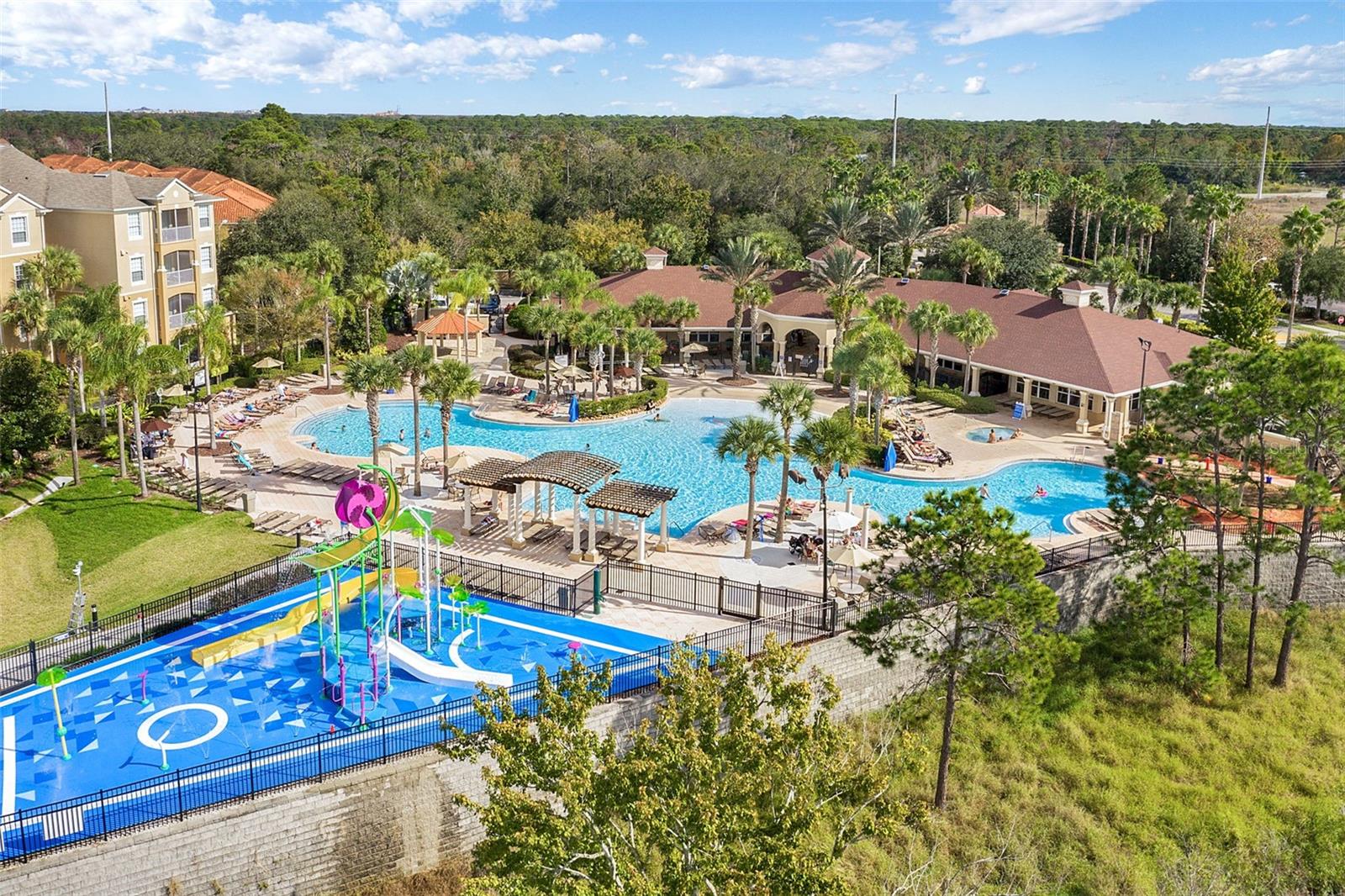 7677 FITZCLARENCE ST