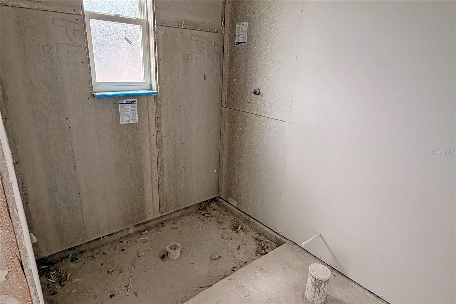 102 N DUPONT TER