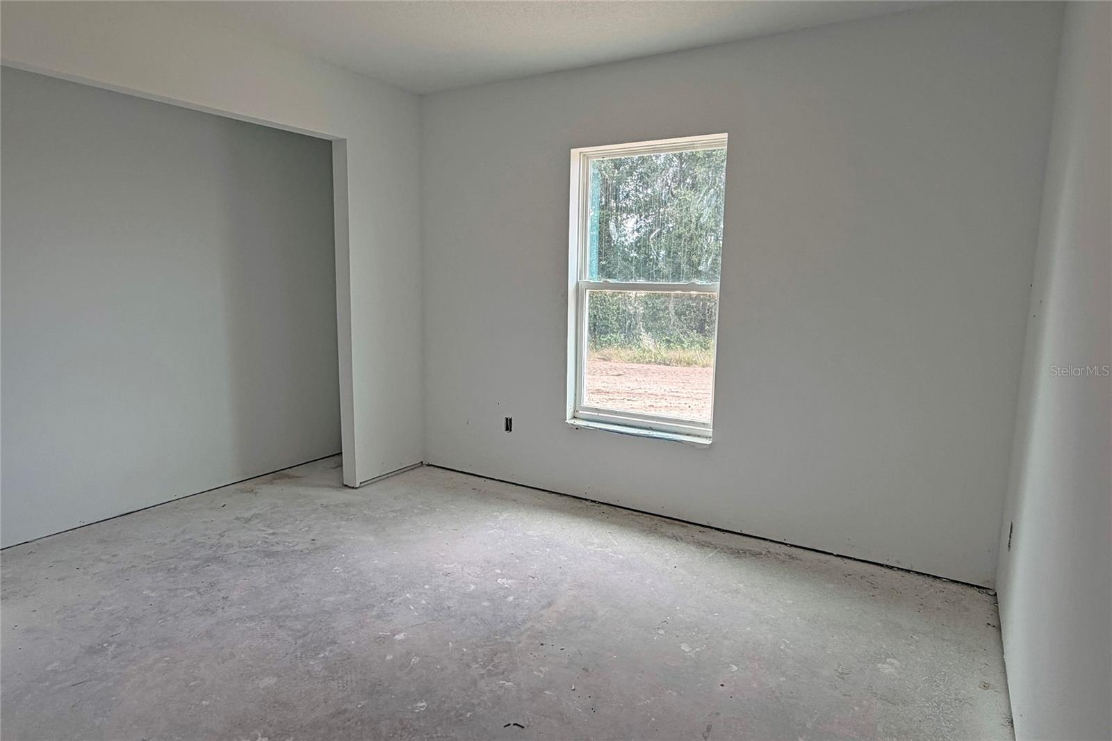 102 N DUPONT TER