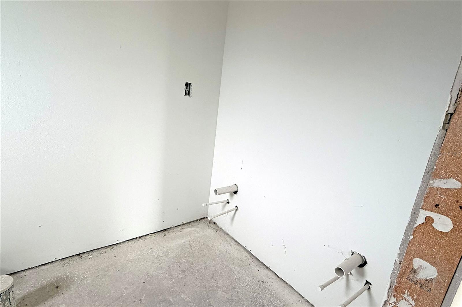 102 N DUPONT TER