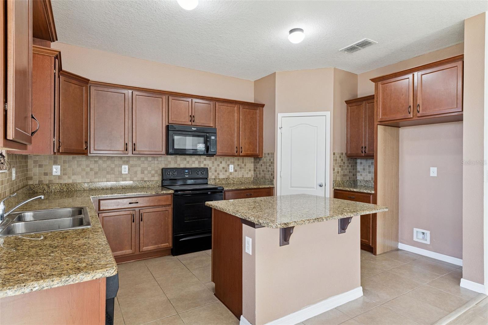 4568 BALER TRAILS DR