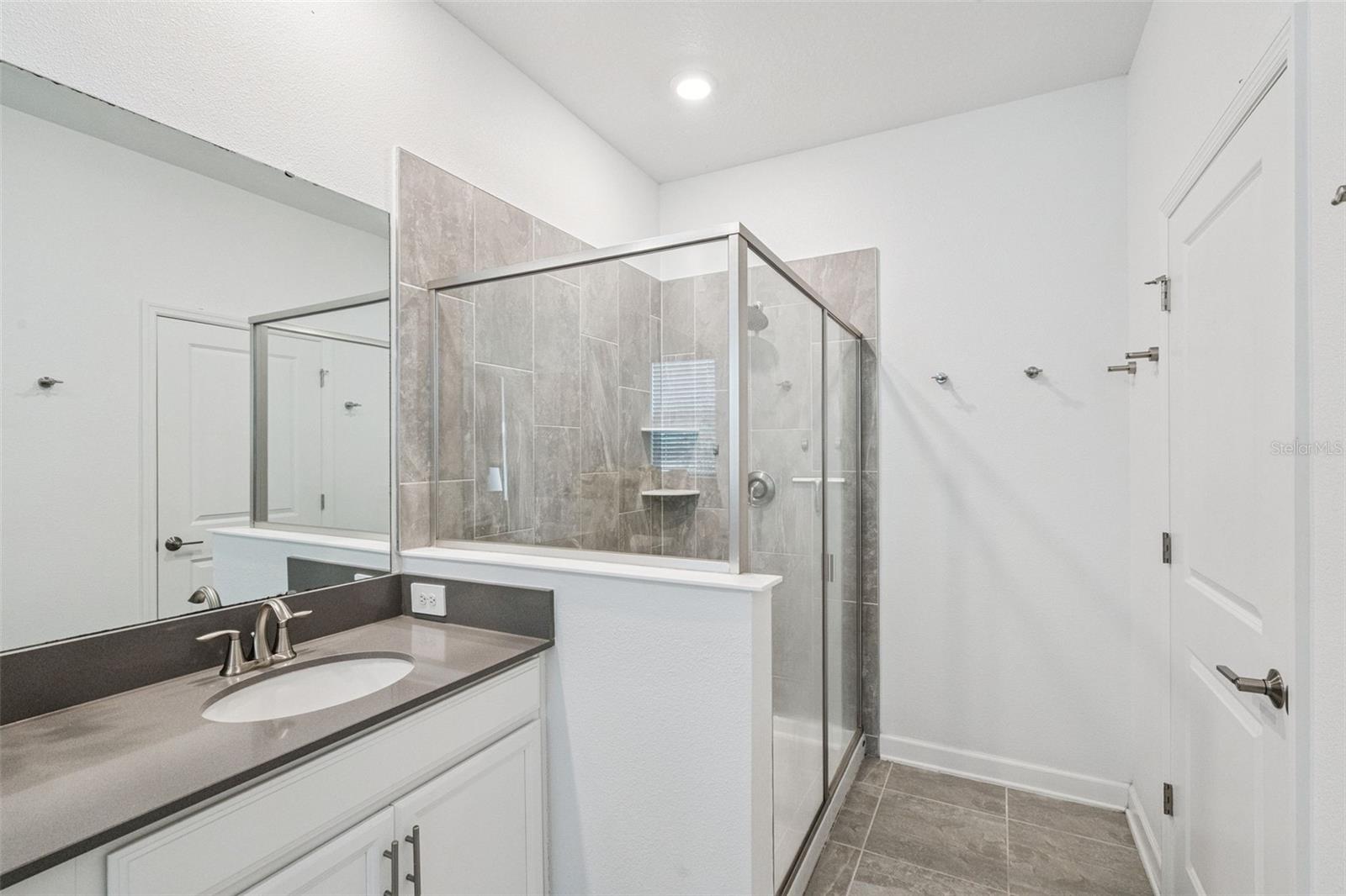 1751 GOOD NEIGHBOR LOOP