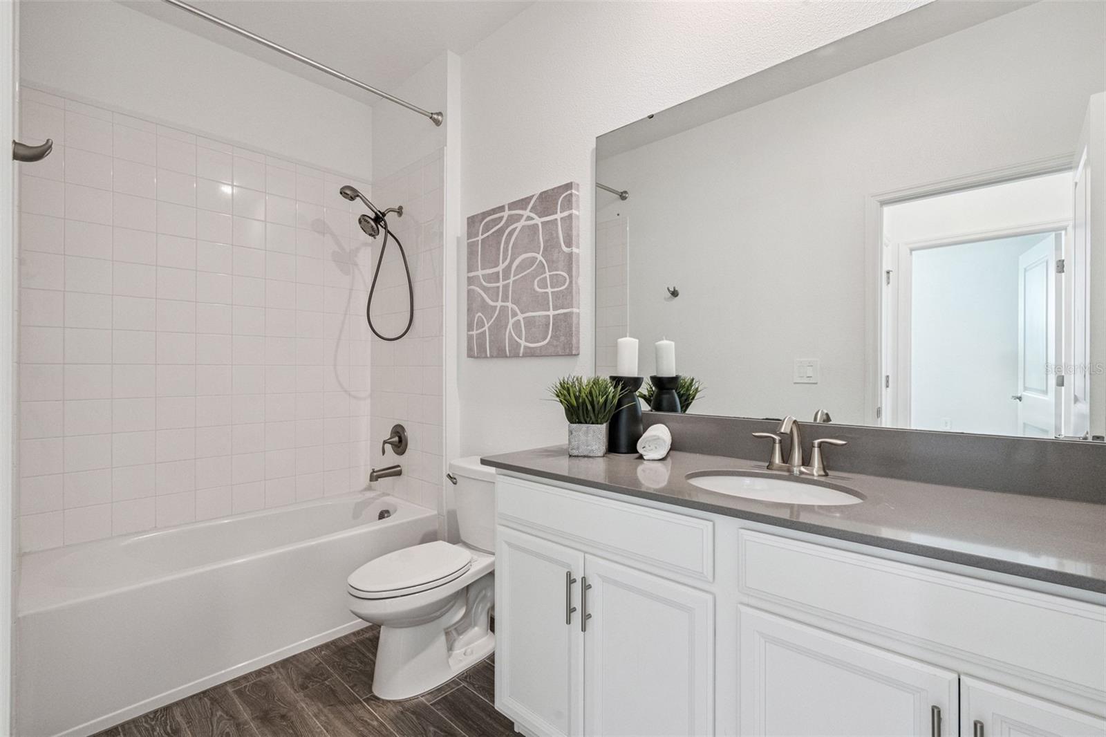 1751 GOOD NEIGHBOR LOOP