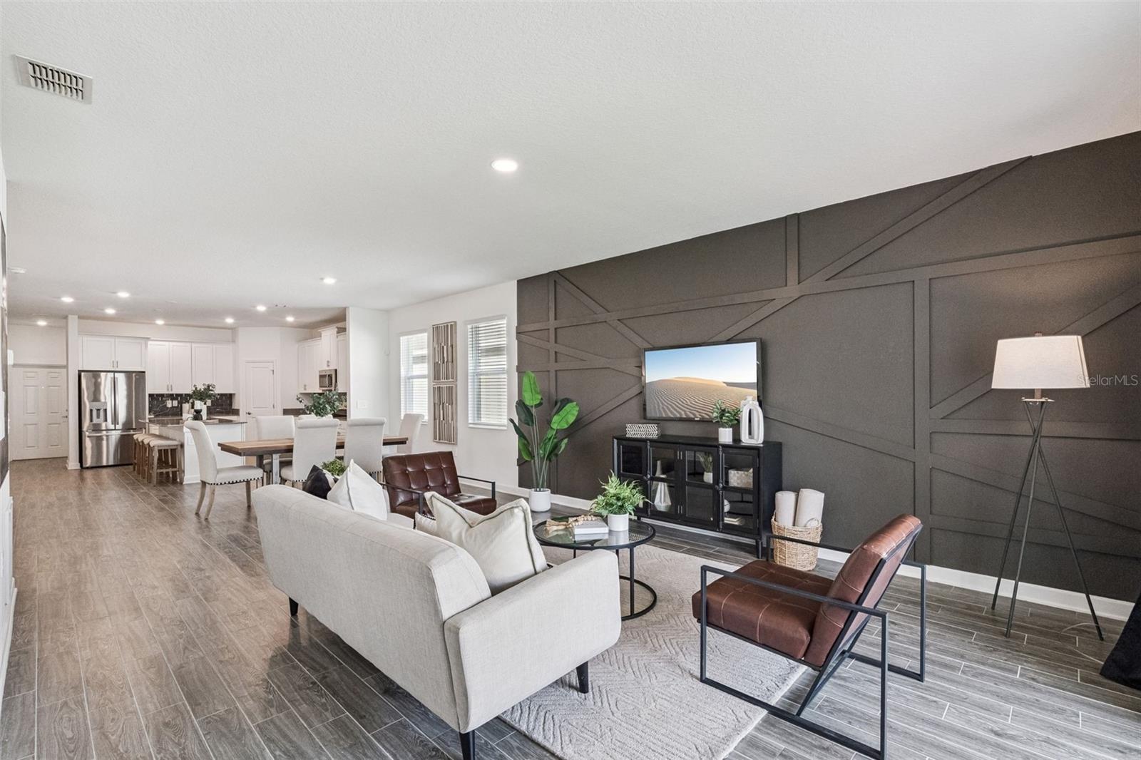 1751 GOOD NEIGHBOR LOOP