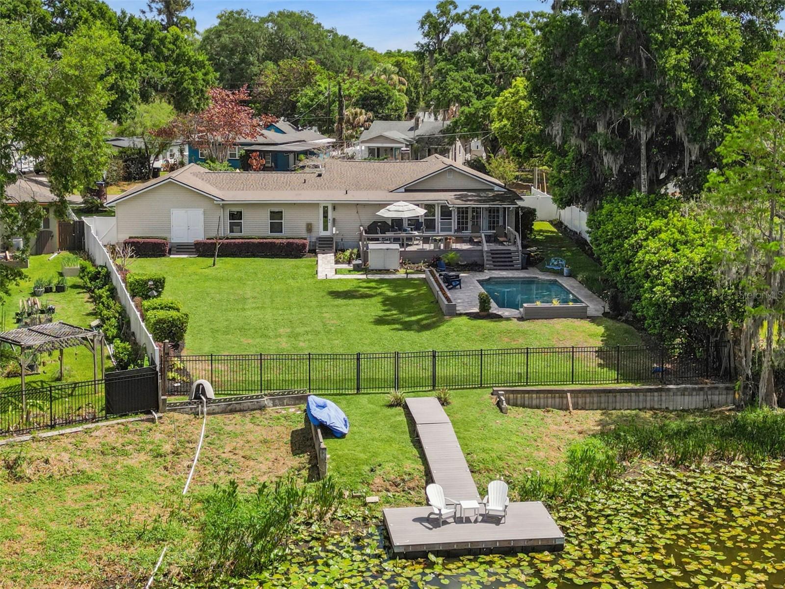 2100 MAE ST