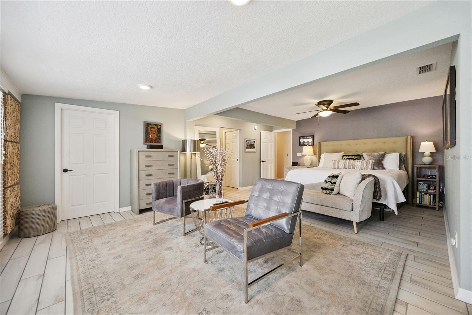 2100 MAE ST