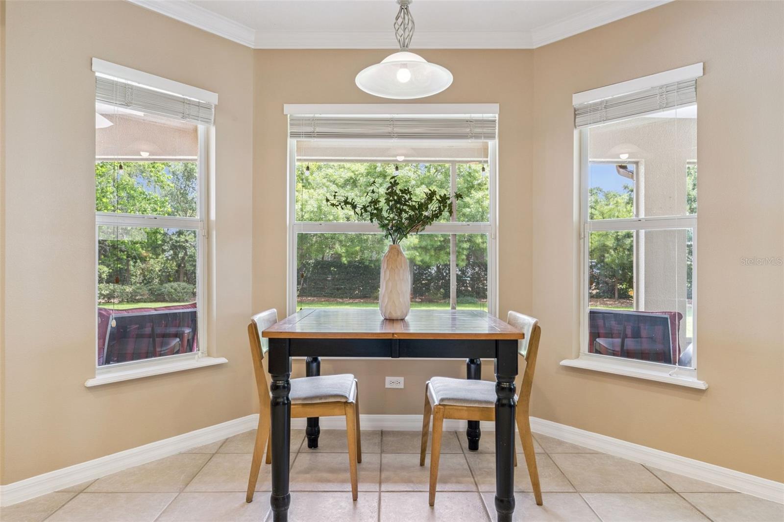 5203 HAMMOCK POINTE CT