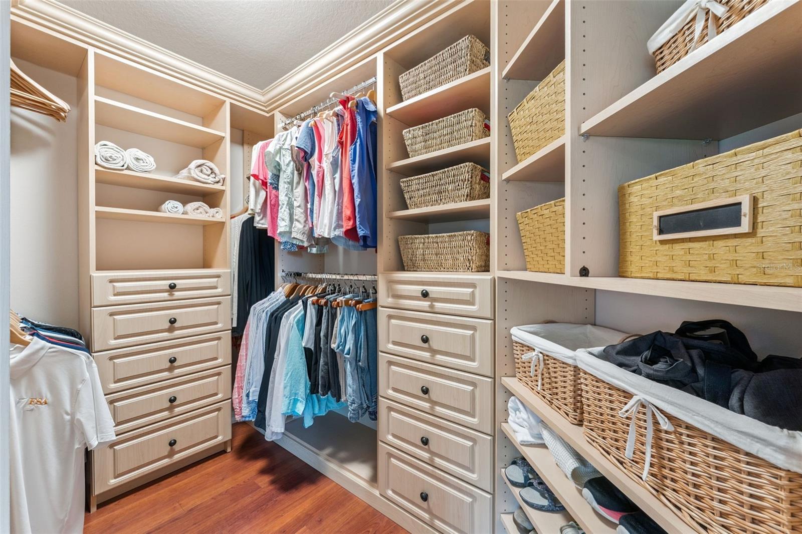 5203 HAMMOCK POINTE CT