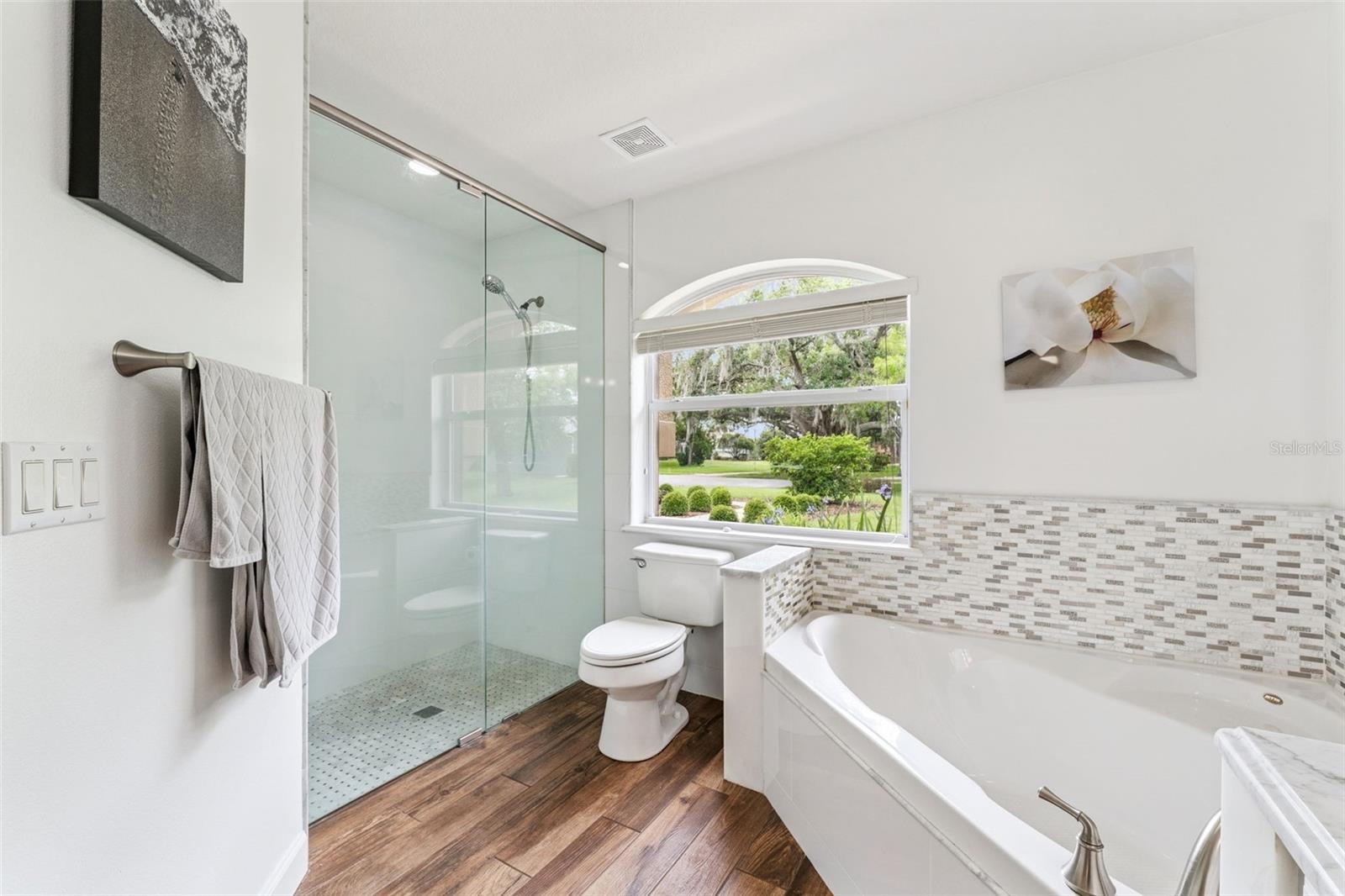 5203 HAMMOCK POINTE CT