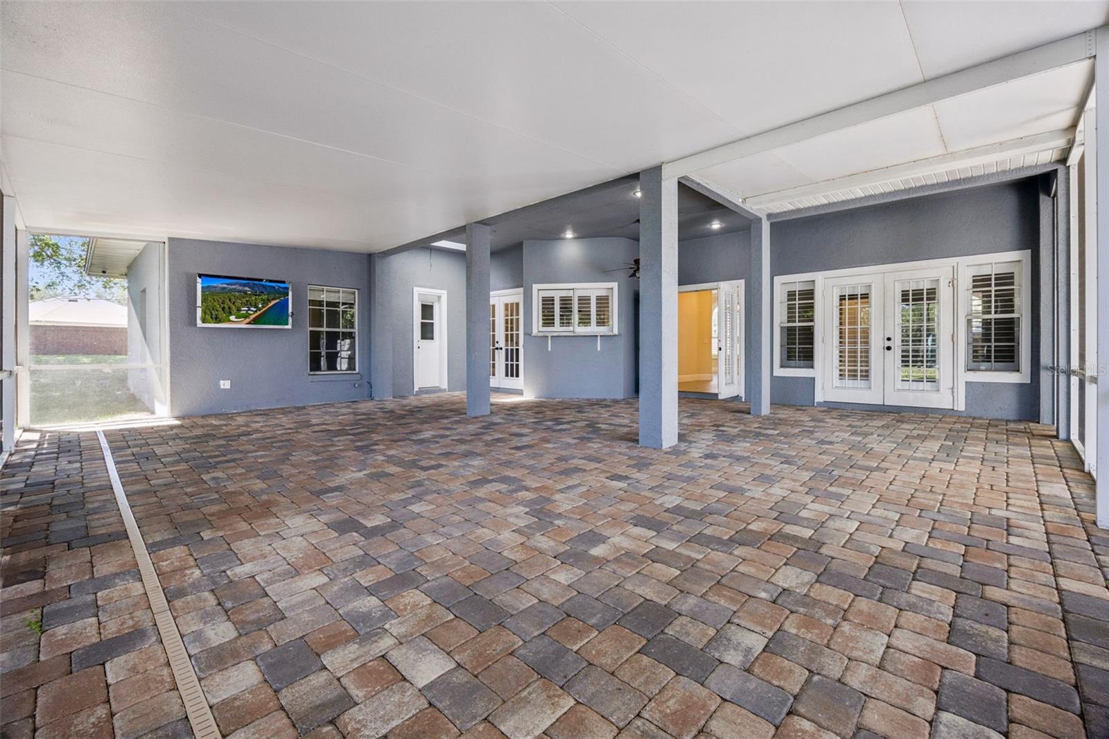 9302 BAY VISTA ESTATES BLVD