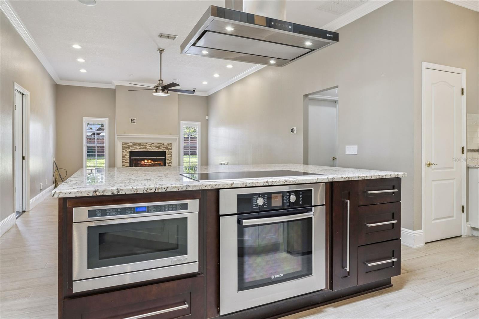 9302 BAY VISTA ESTATES BLVD