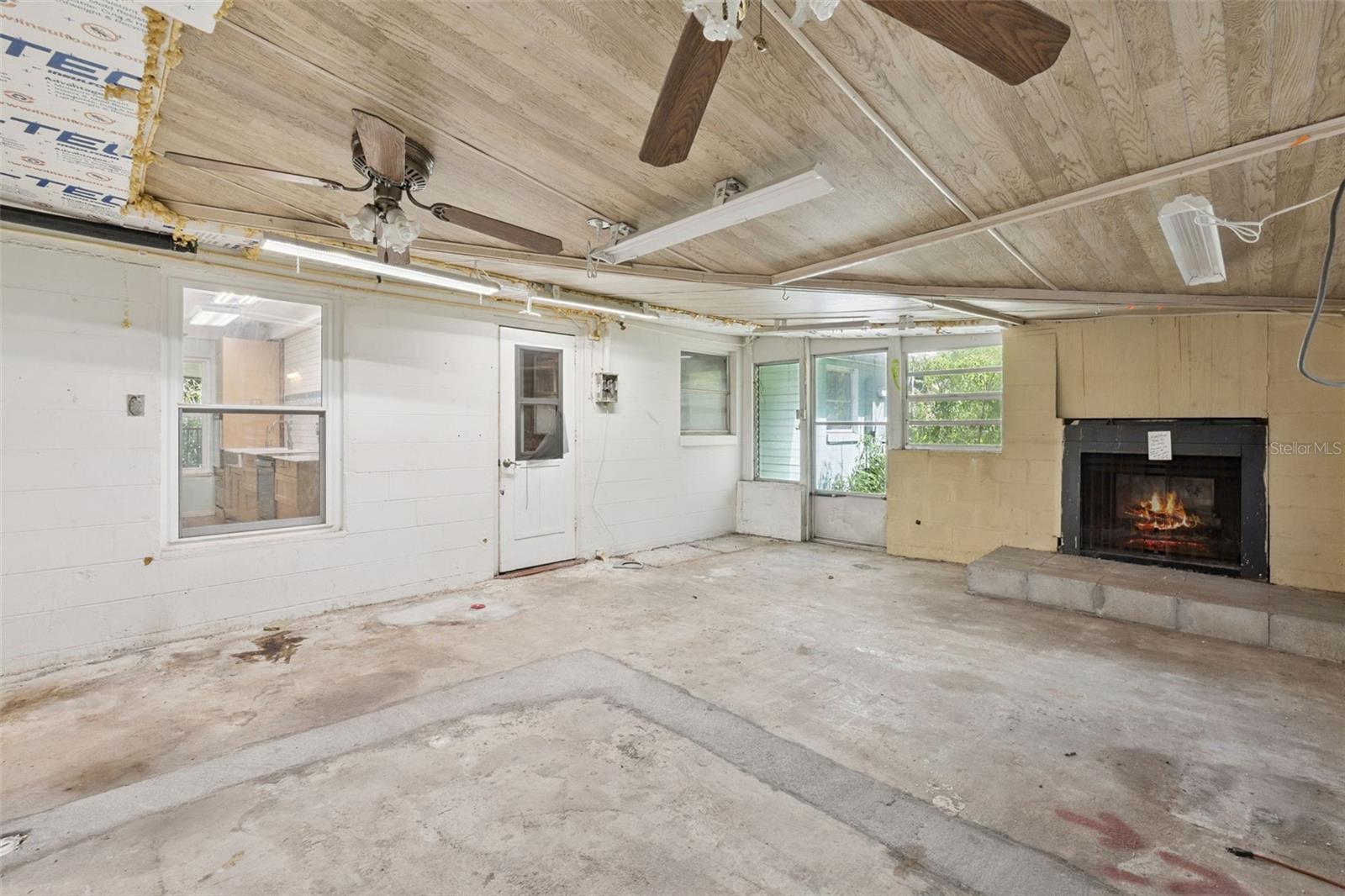 1730 NEPTUNE RD