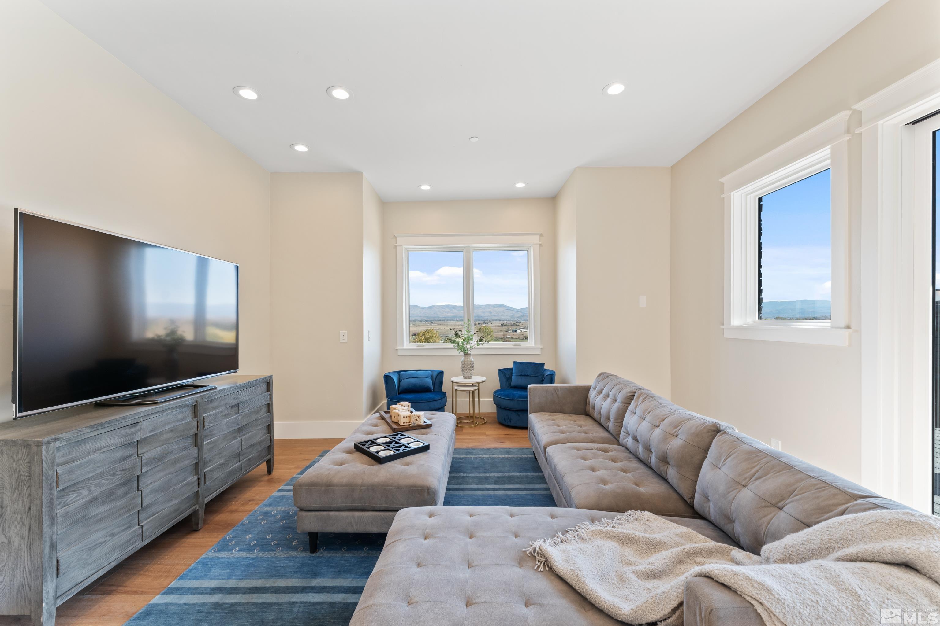 1436 Nichole Way