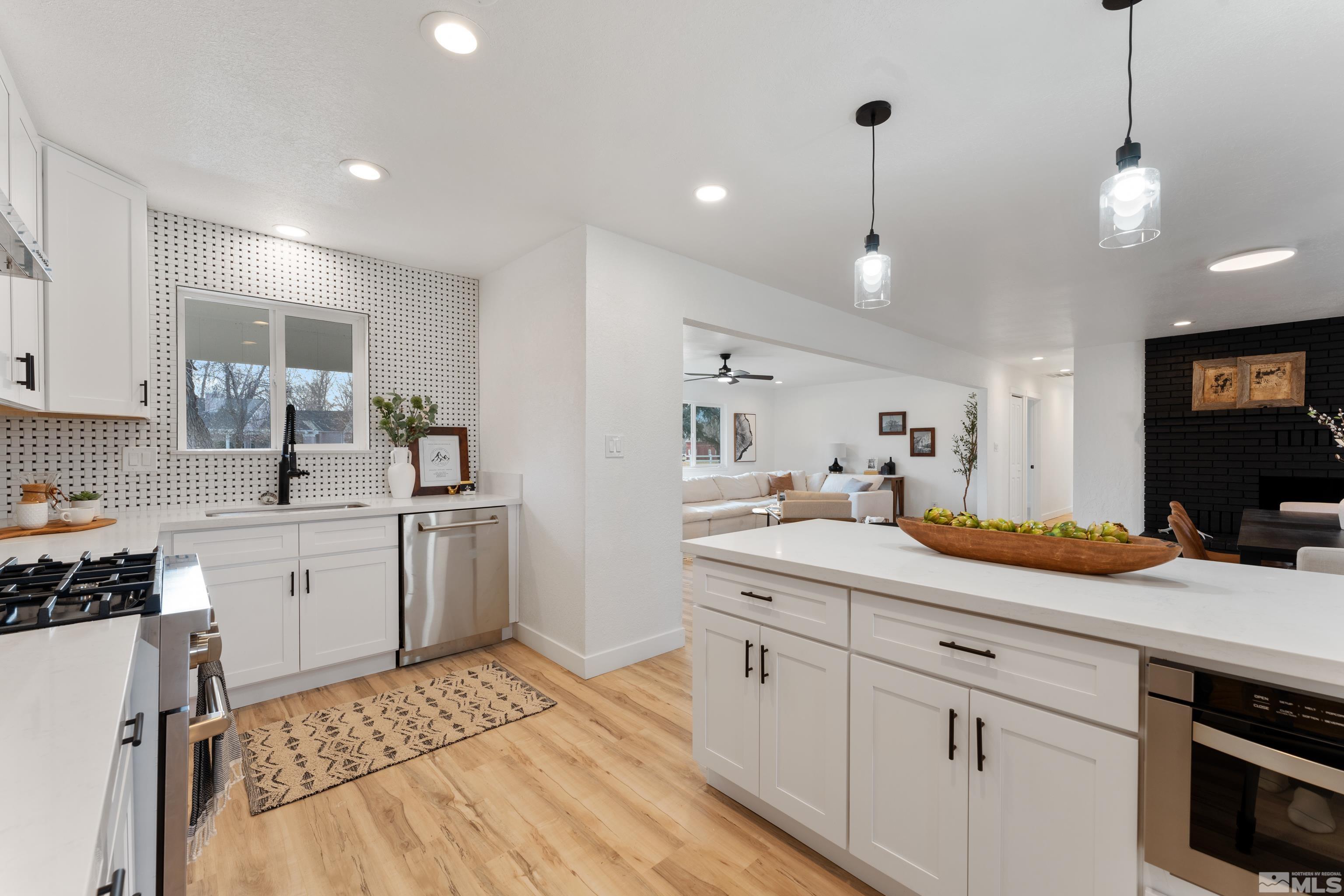1460 Glenwood Drive