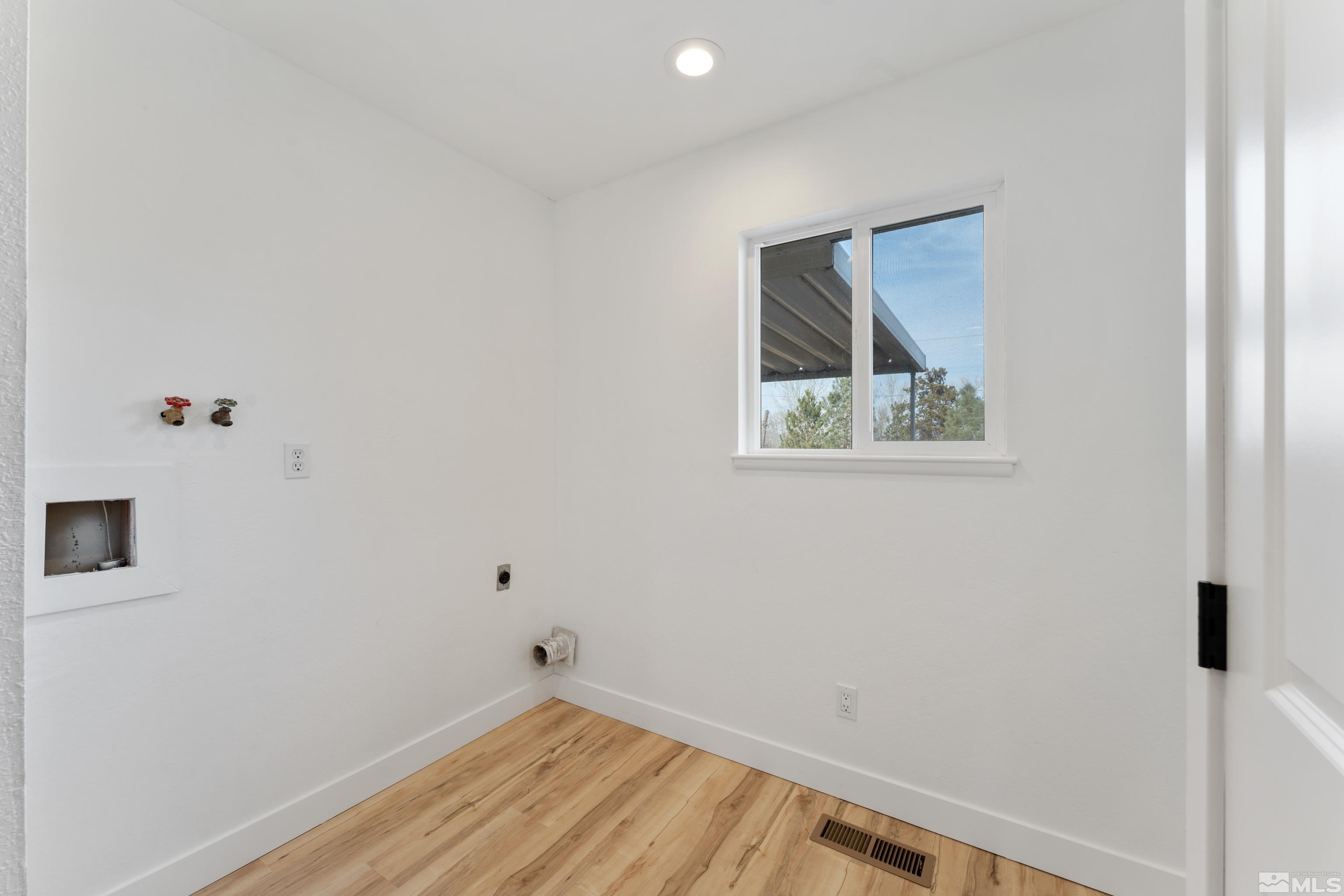 1460 Glenwood Drive