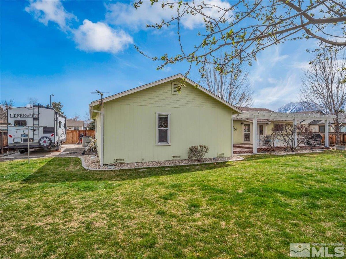 1744 Oakwood Drive