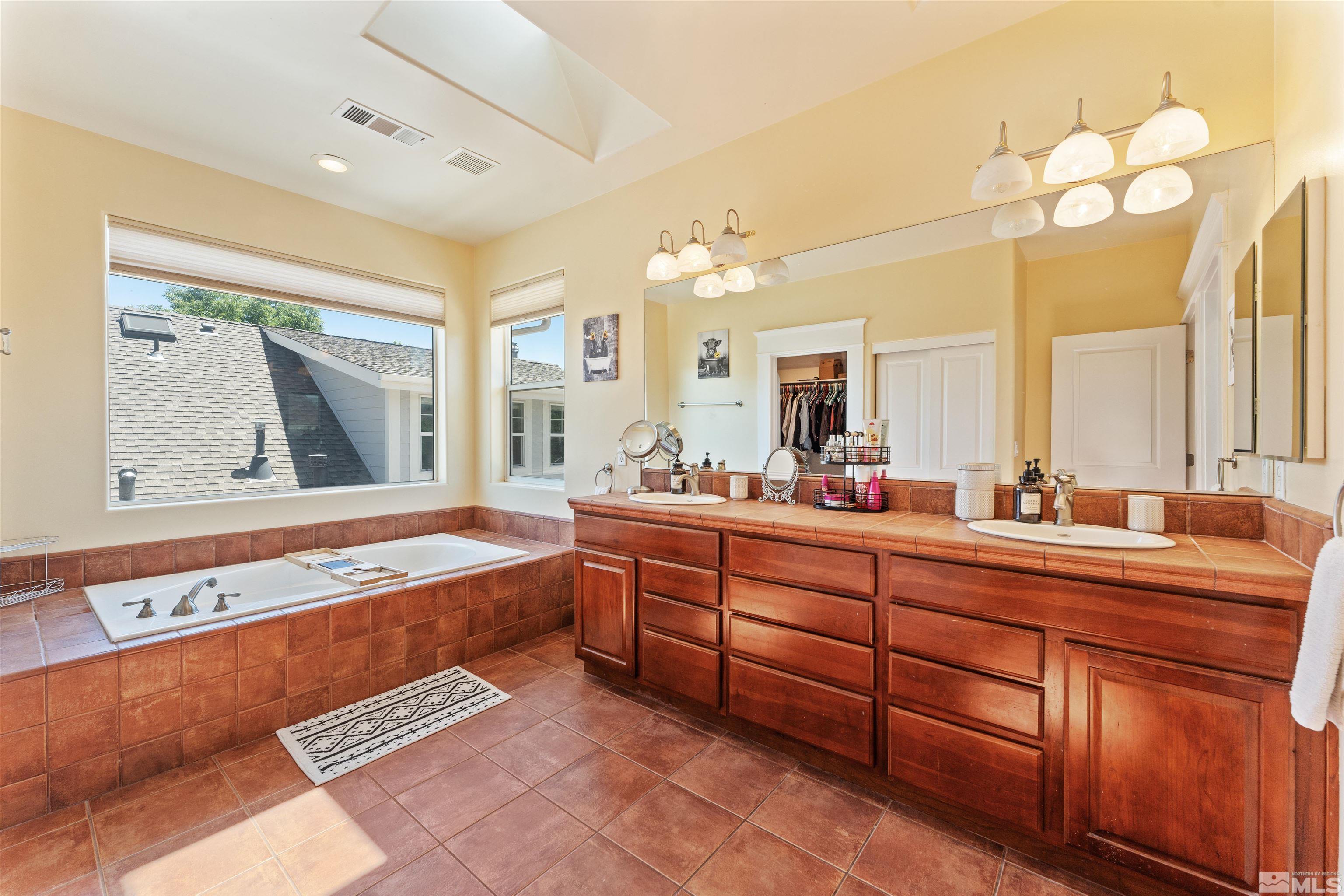 1011 Keystone Court