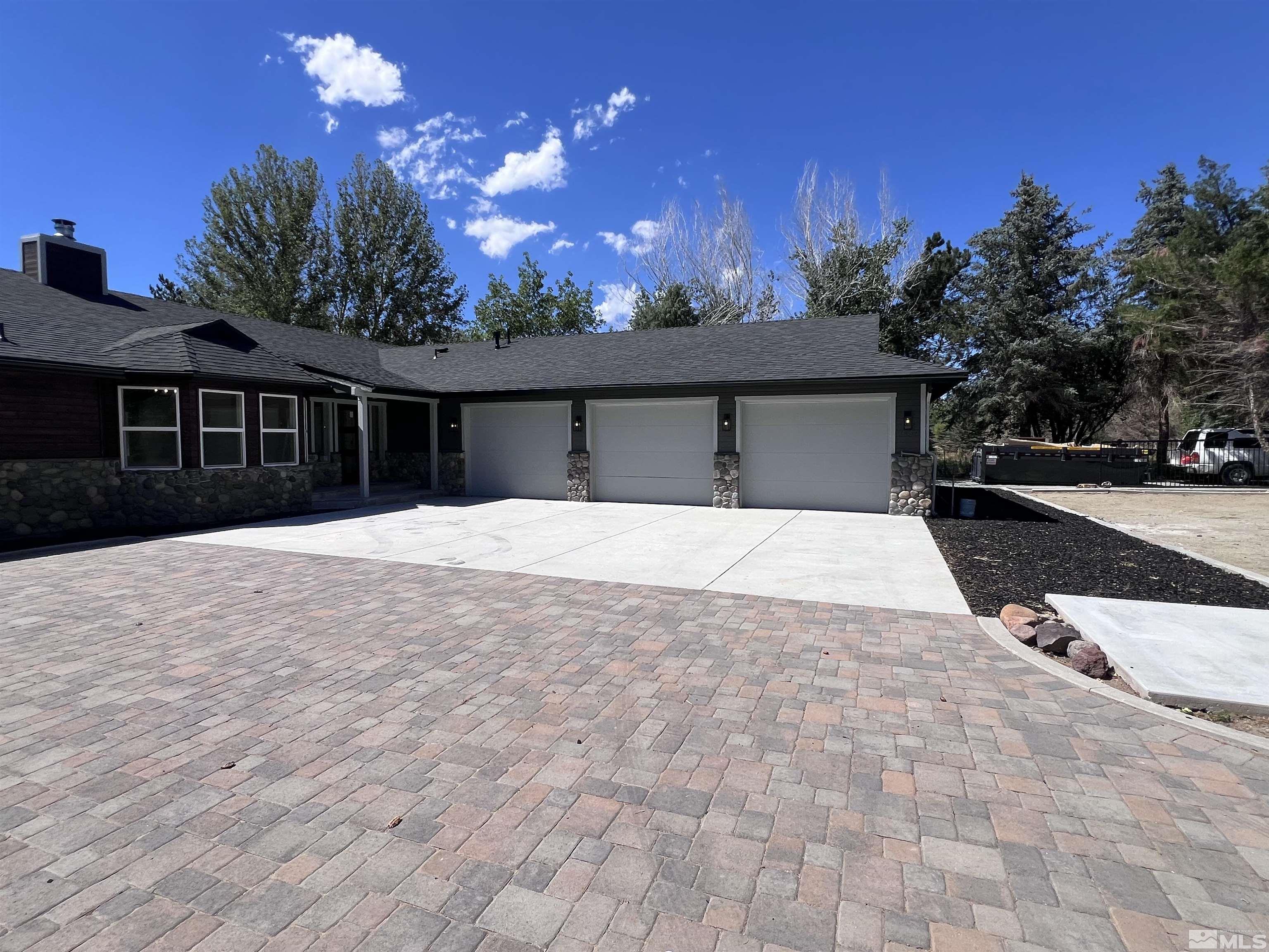 1462 Butterfly Lane