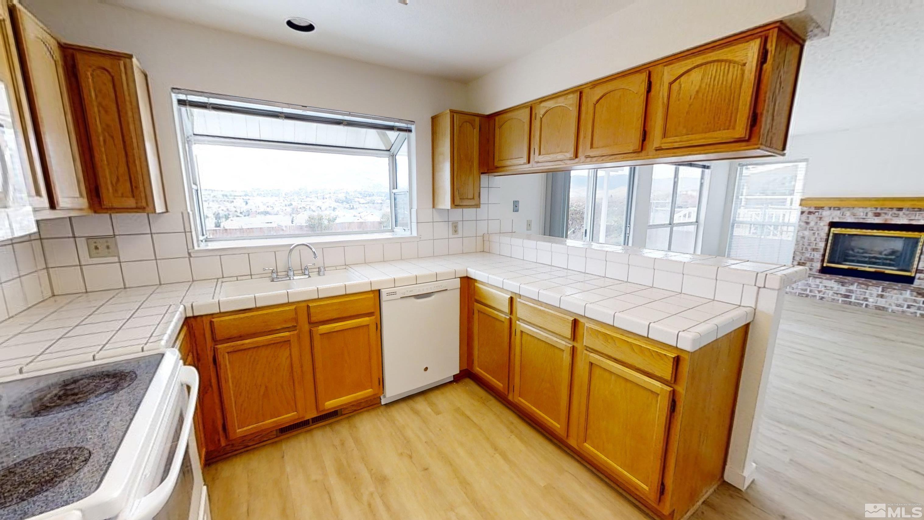 4586 Canyon Ridge Lane