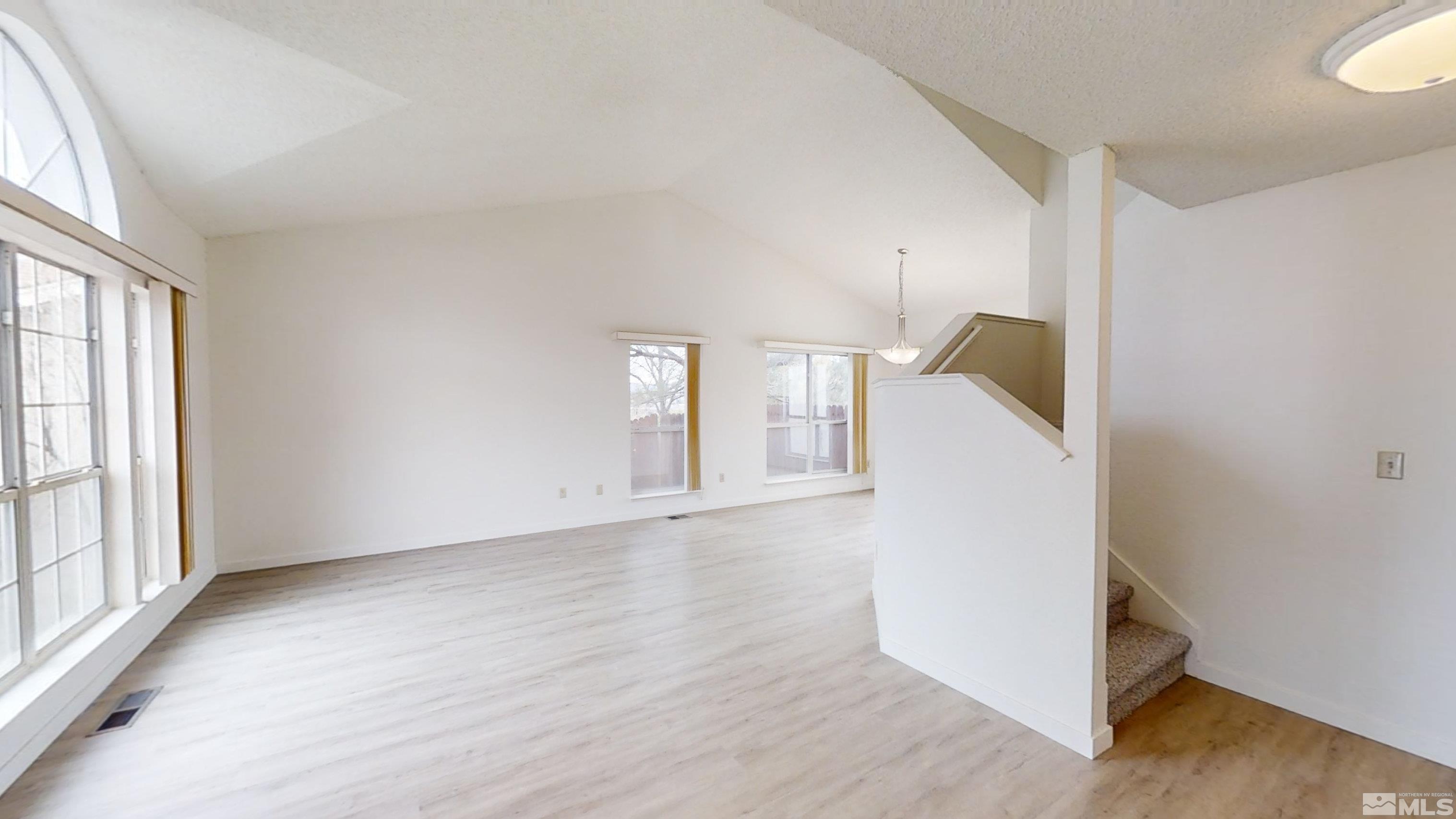 4586 Canyon Ridge Lane