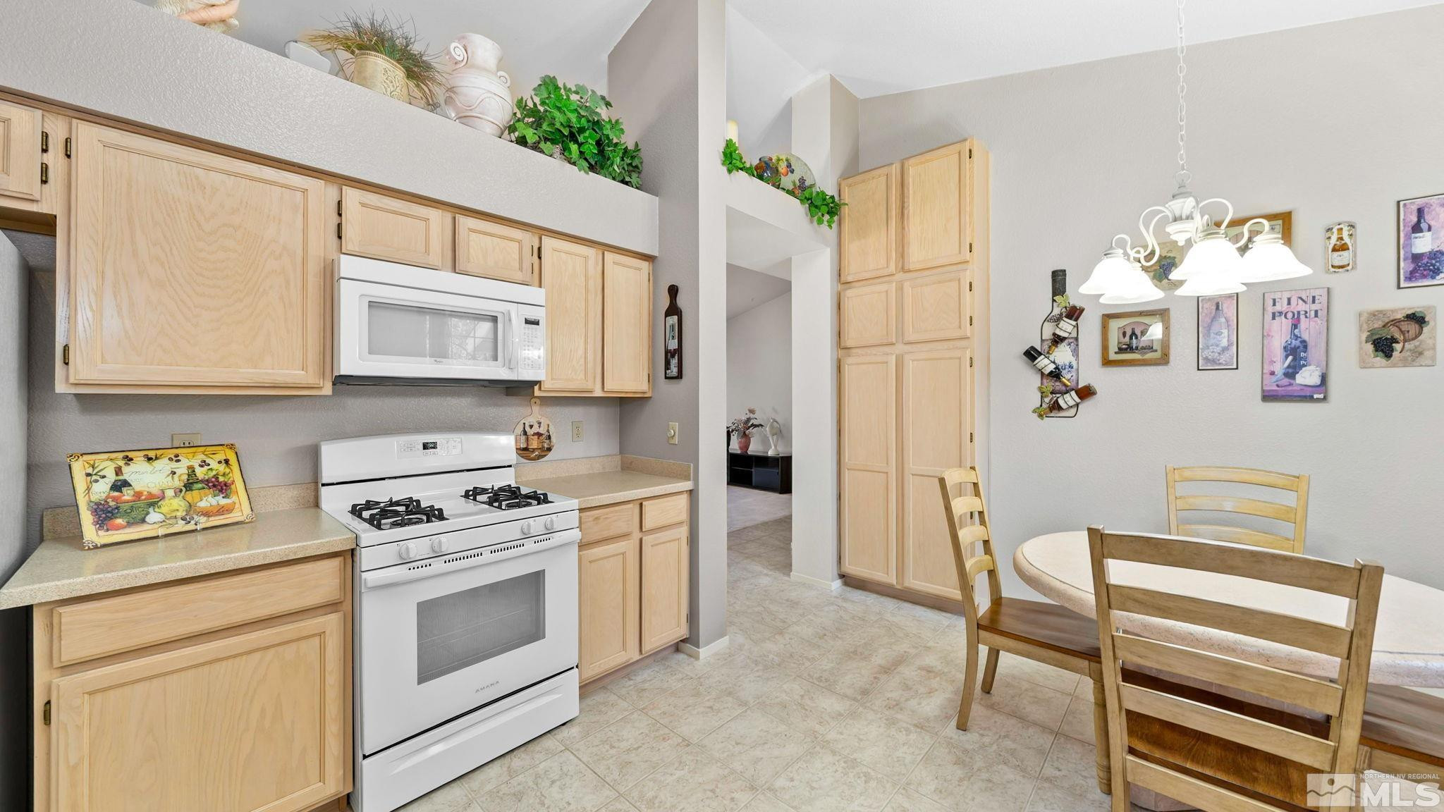 1099 Alyssum Court