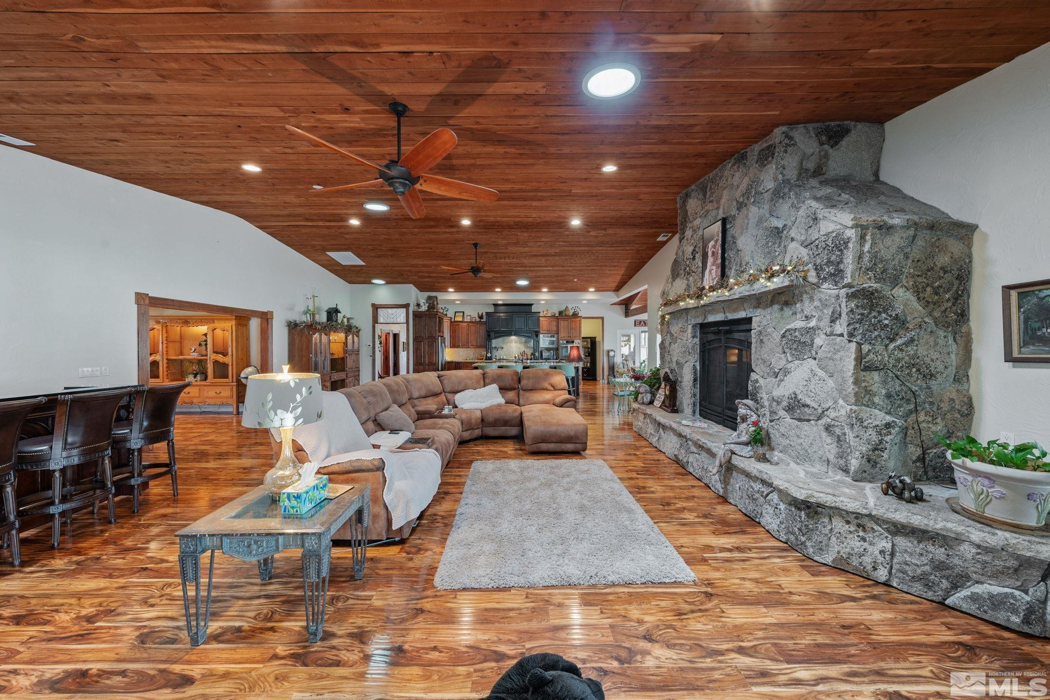 951 Riverview Drive