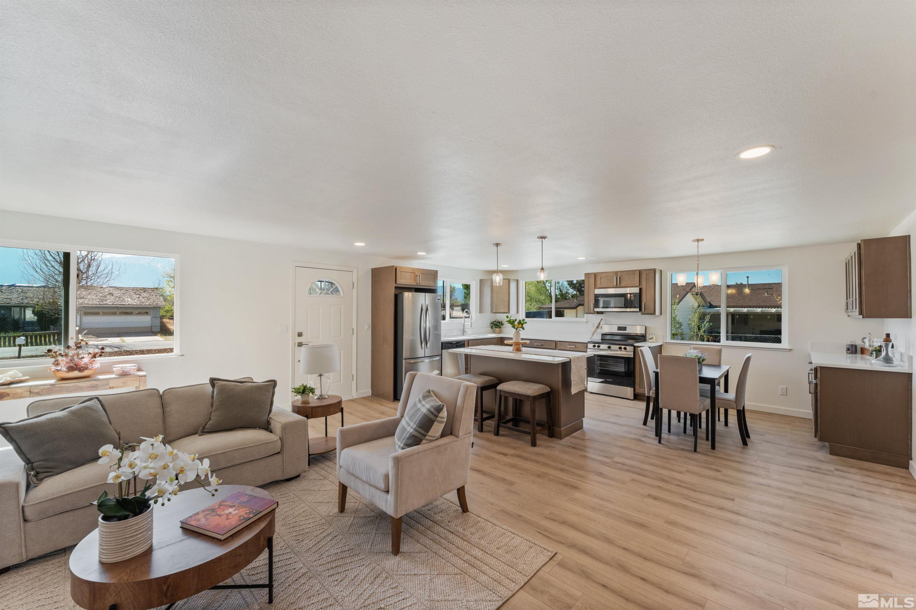 957 Arrowhead Drive