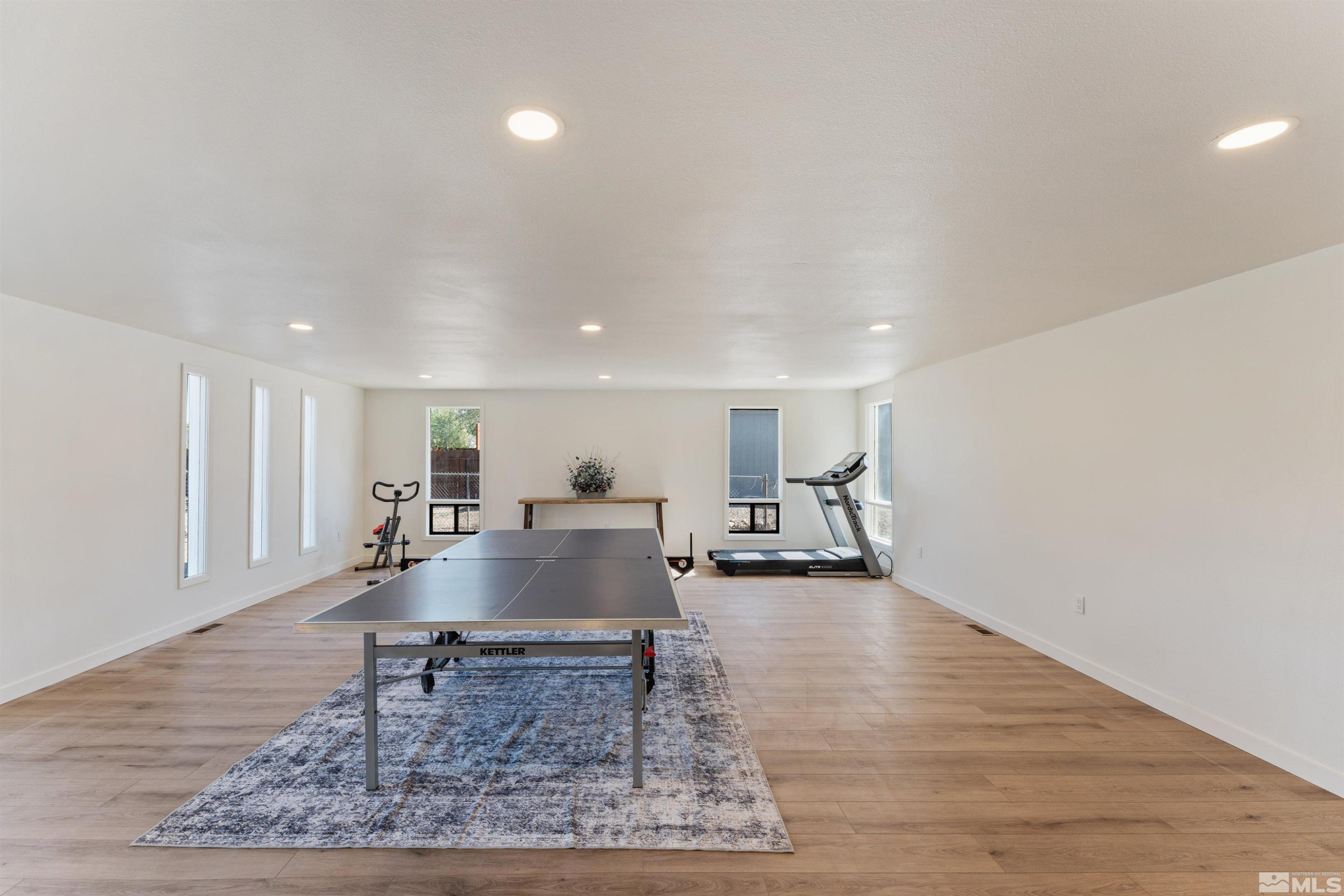957 Arrowhead Drive