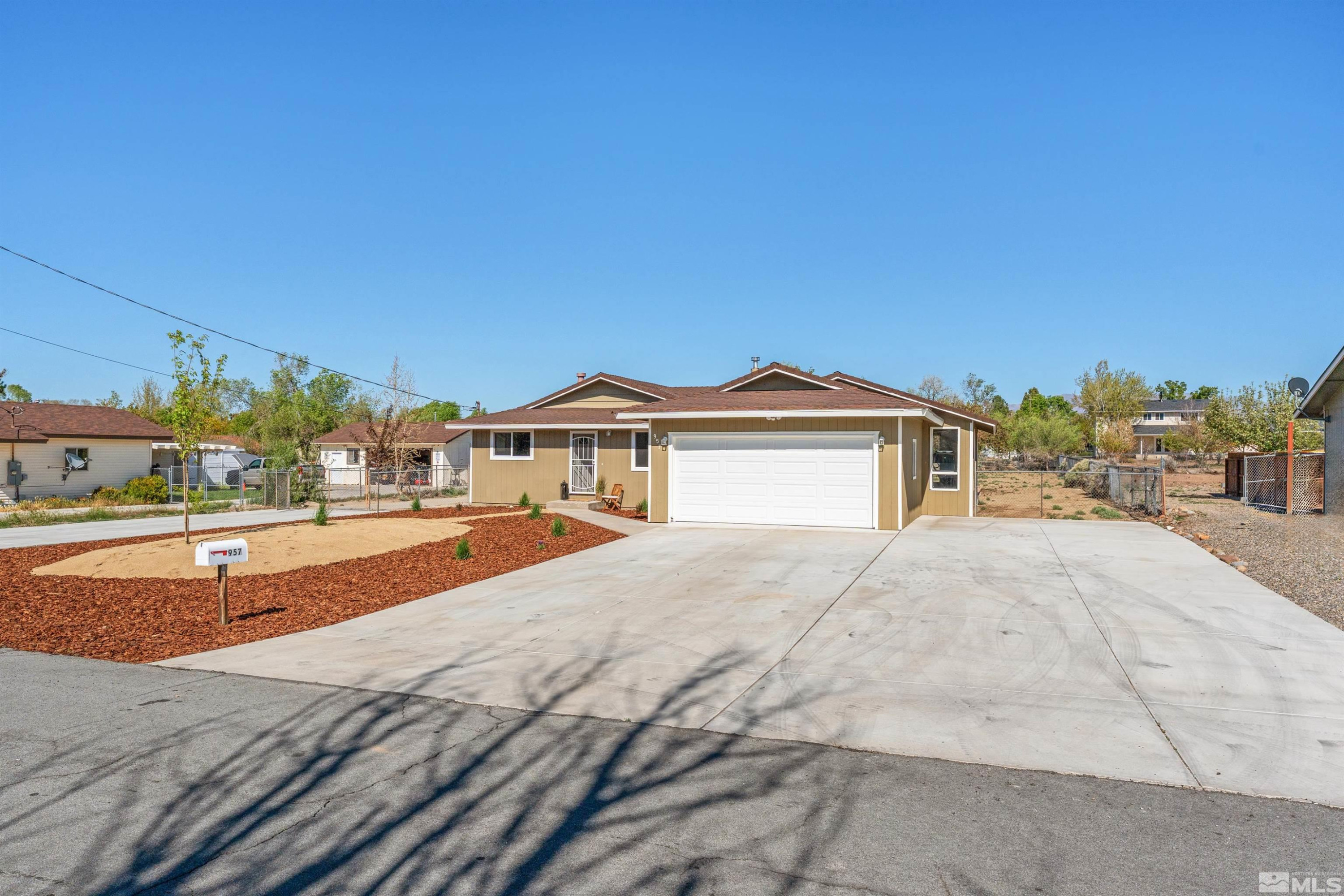 957 Arrowhead Drive