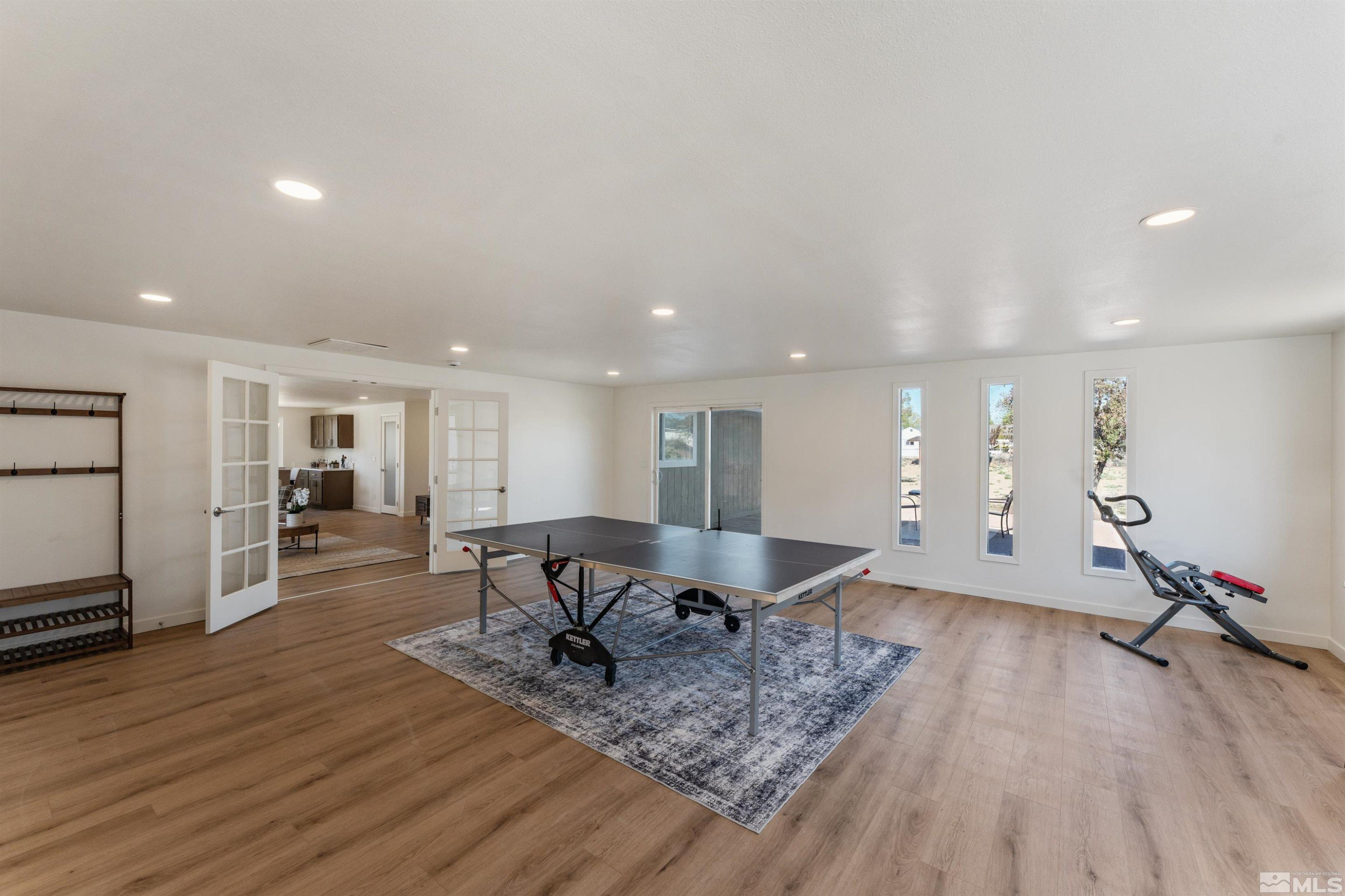 957 Arrowhead Drive