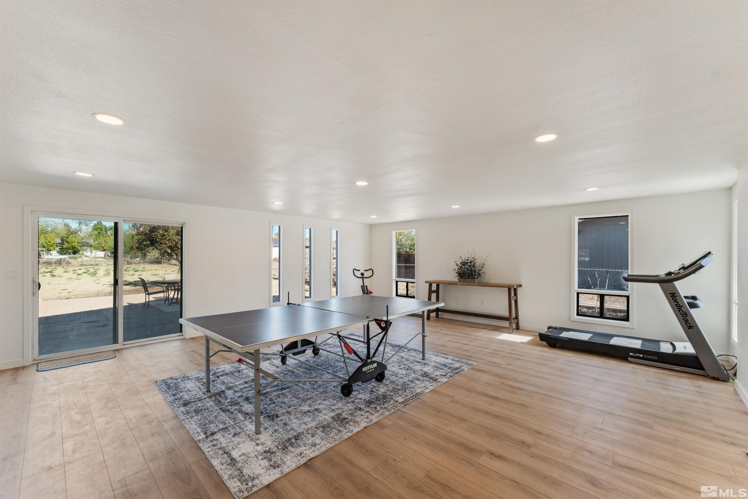 957 Arrowhead Drive
