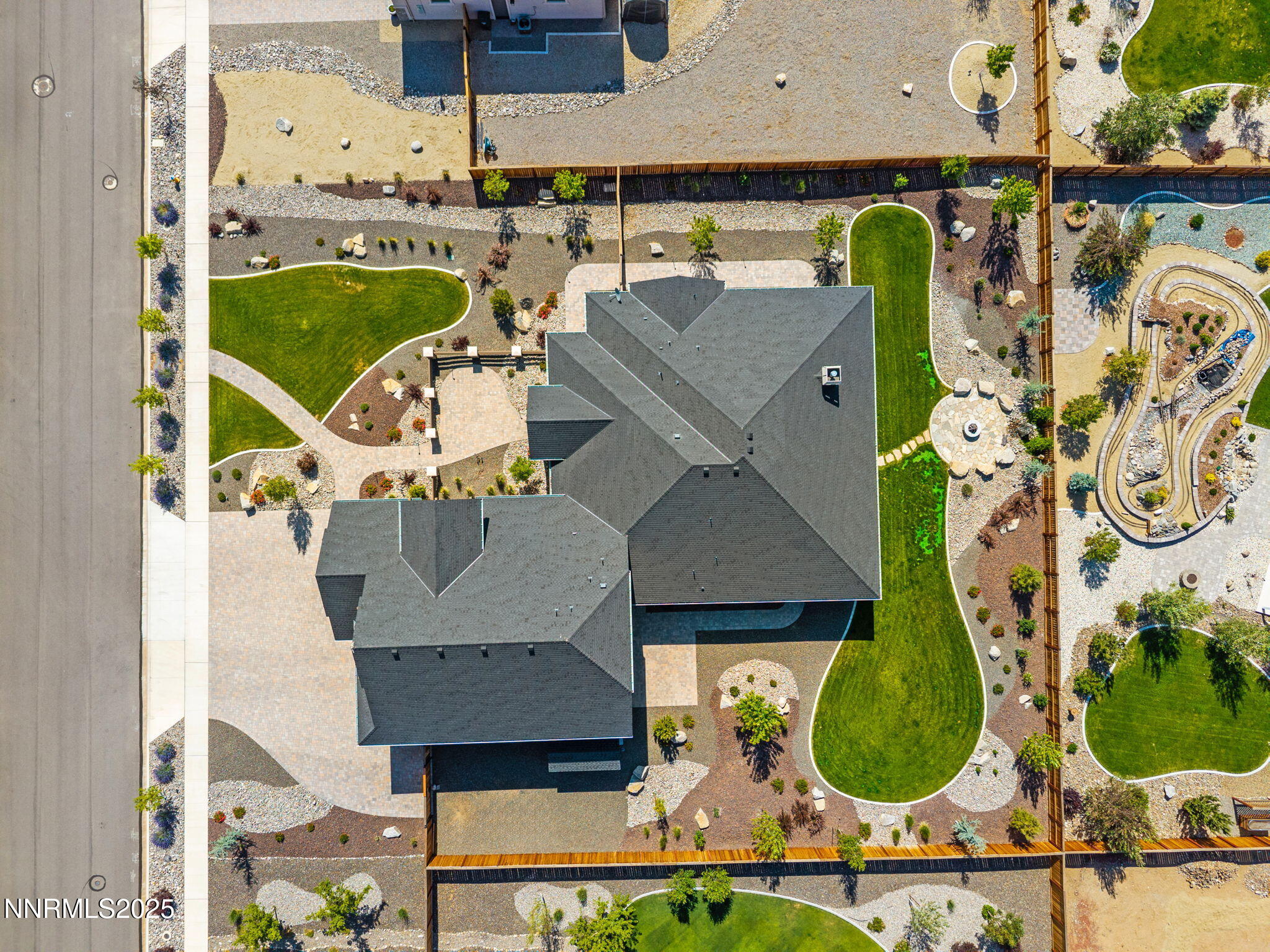 917 Rainshadow Way