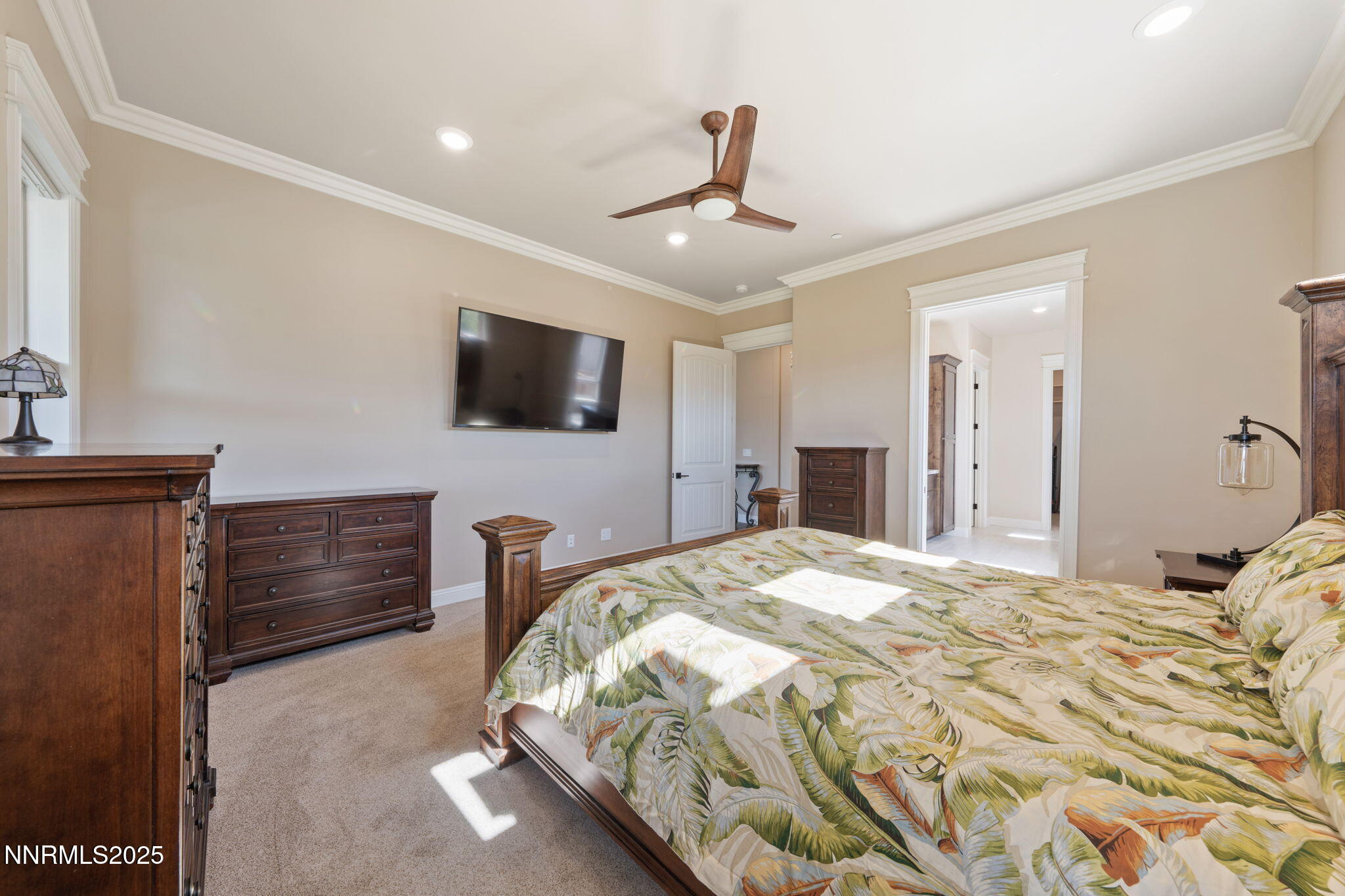 917 Rainshadow Way