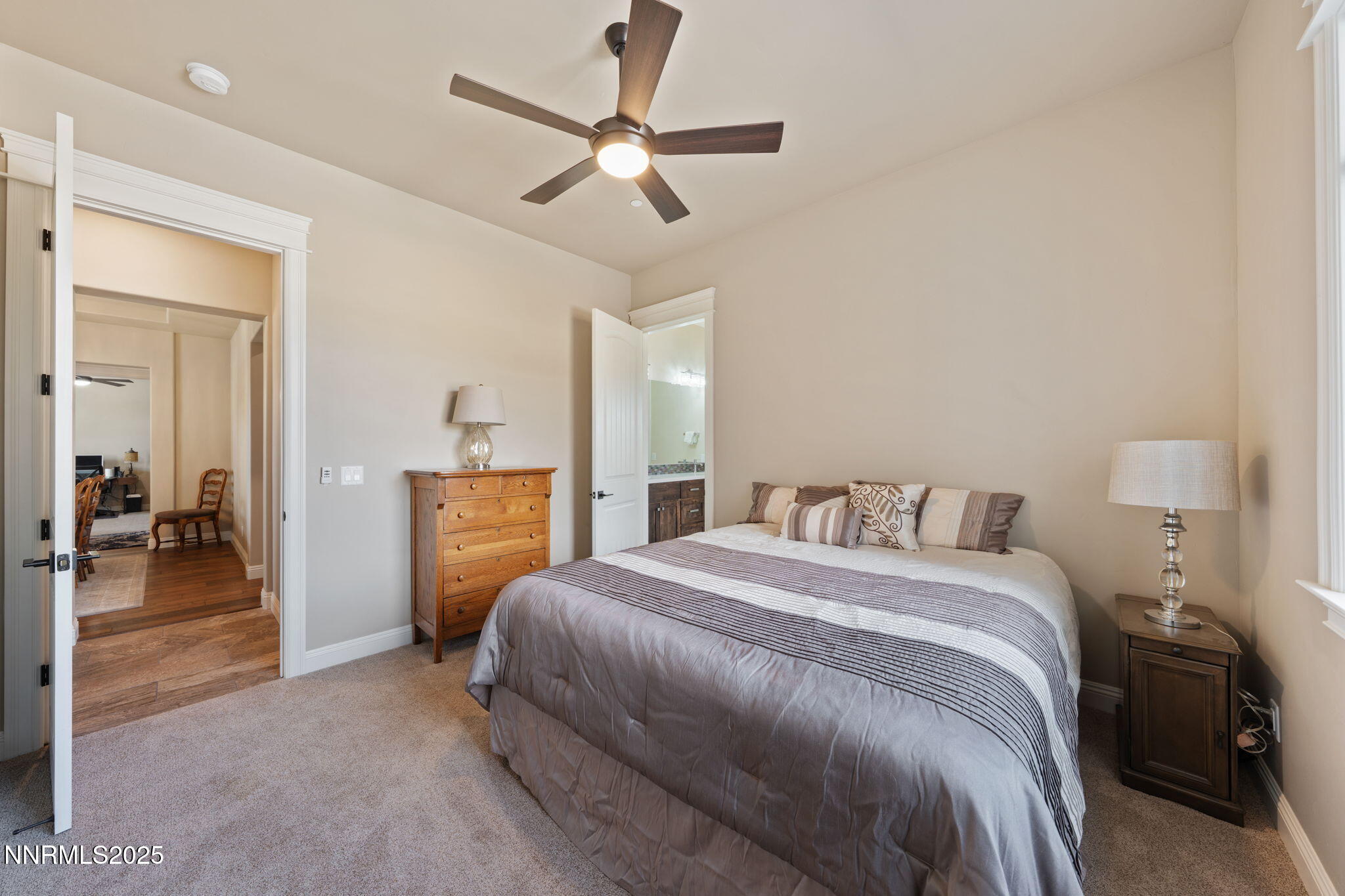 917 Rainshadow Way