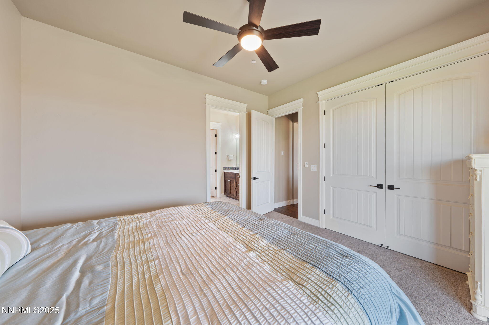 917 Rainshadow Way