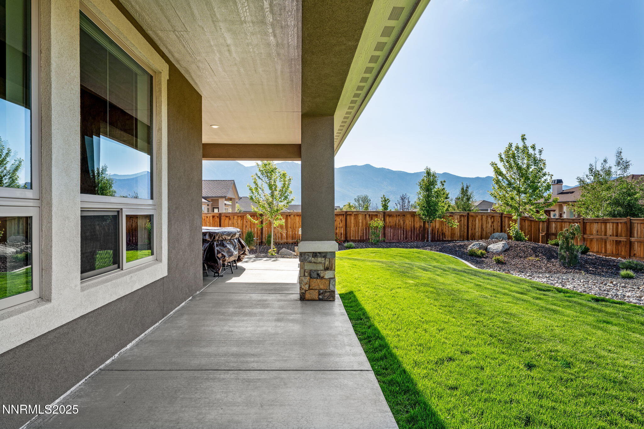 917 Rainshadow Way