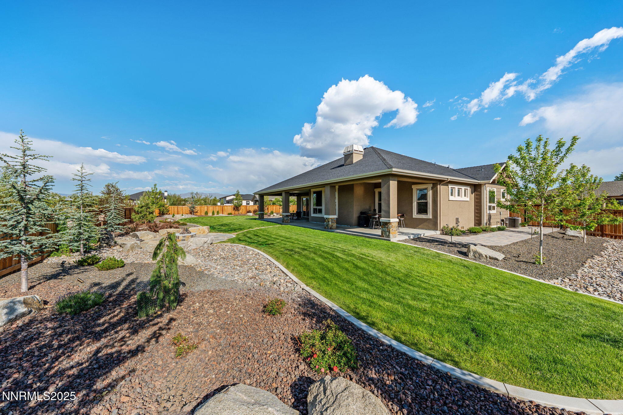 917 Rainshadow Way