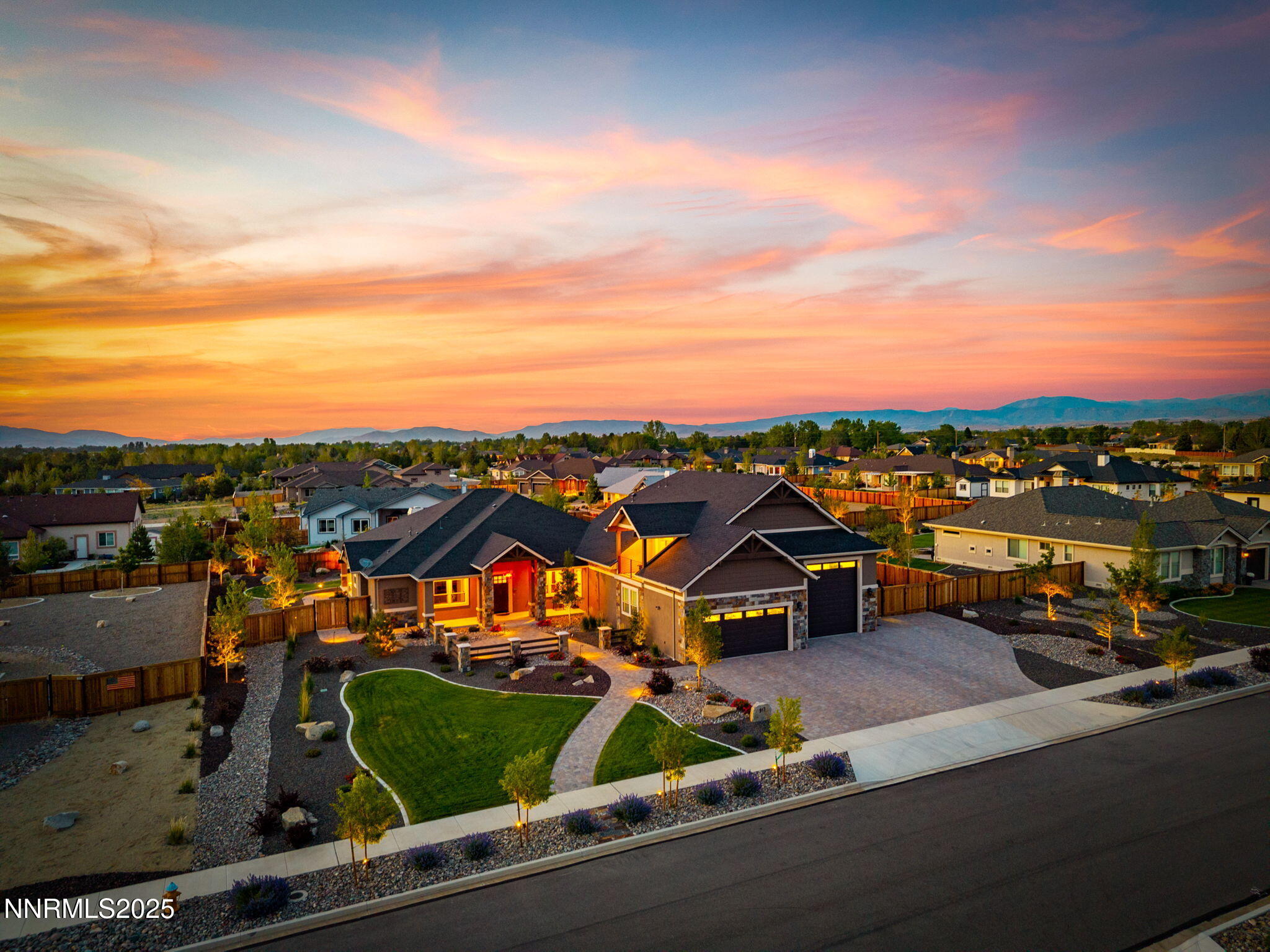 917 Rainshadow Way