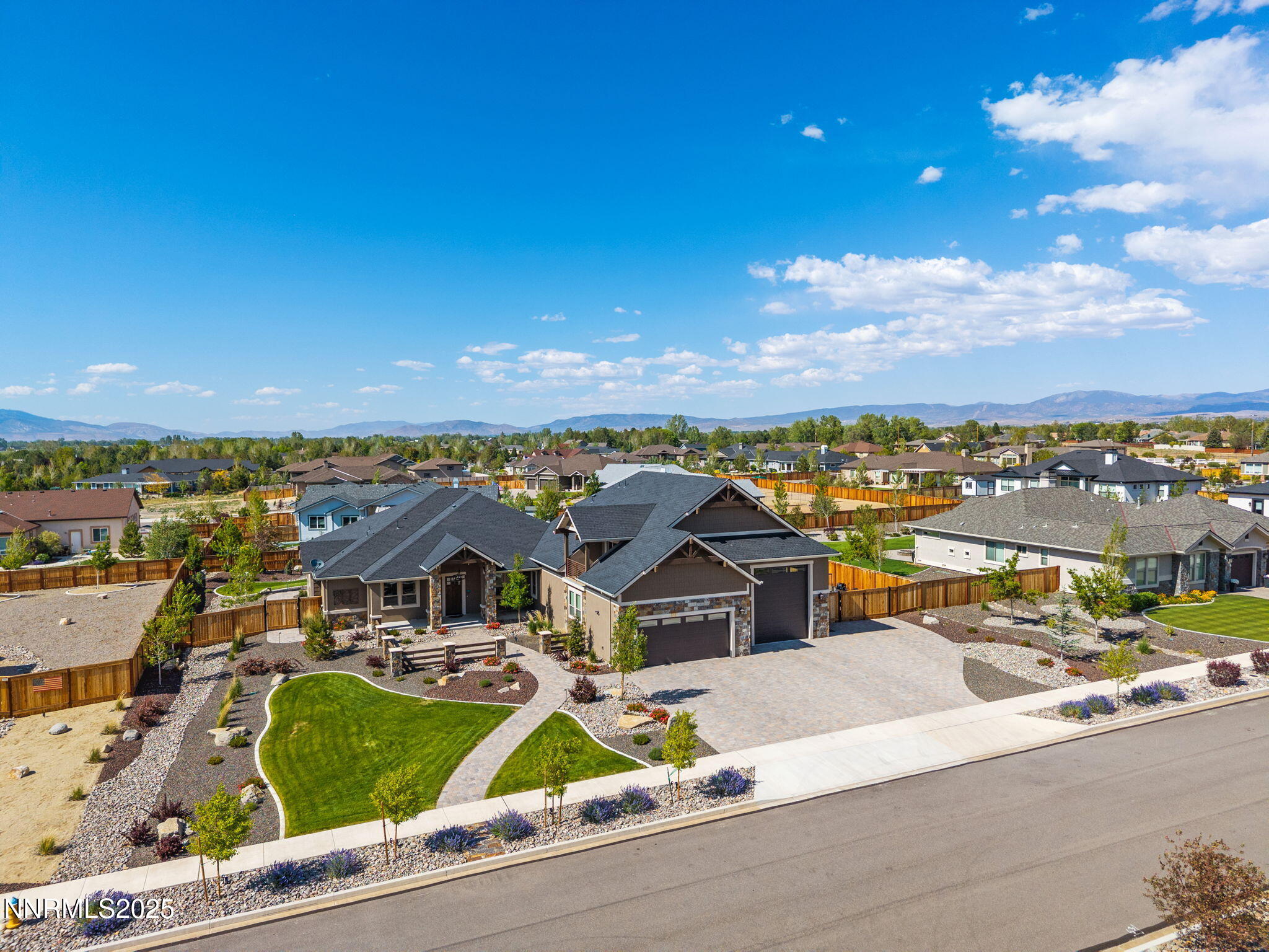 917 Rainshadow Way