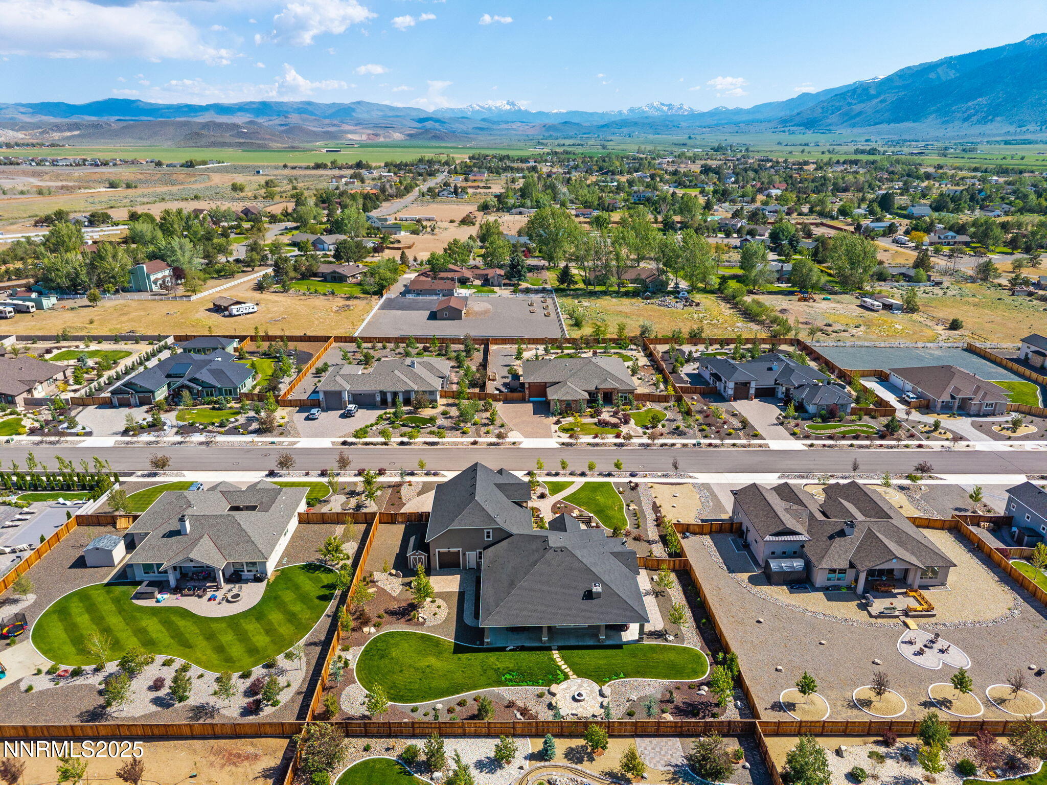 917 Rainshadow Way
