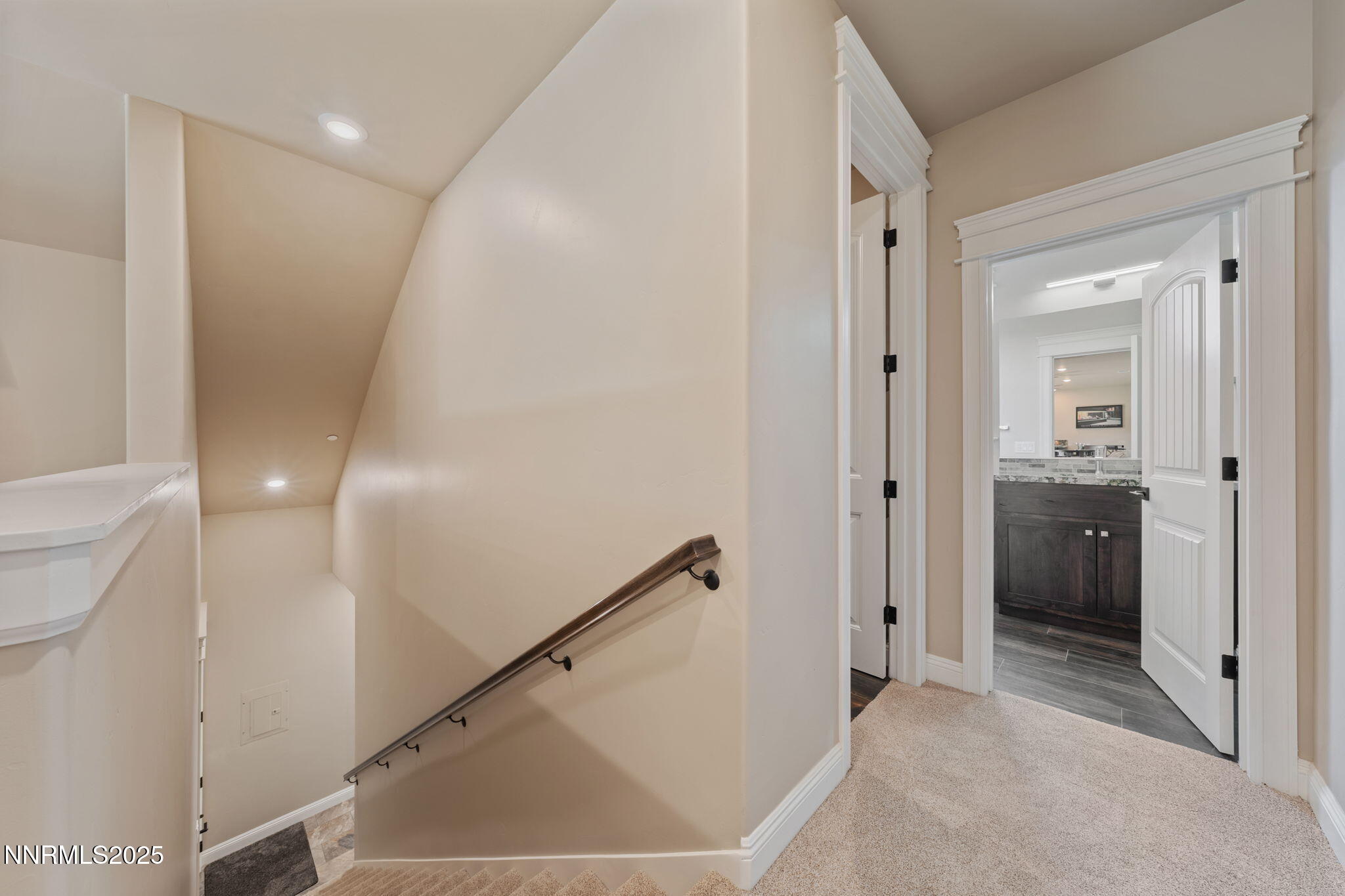 917 Rainshadow Way