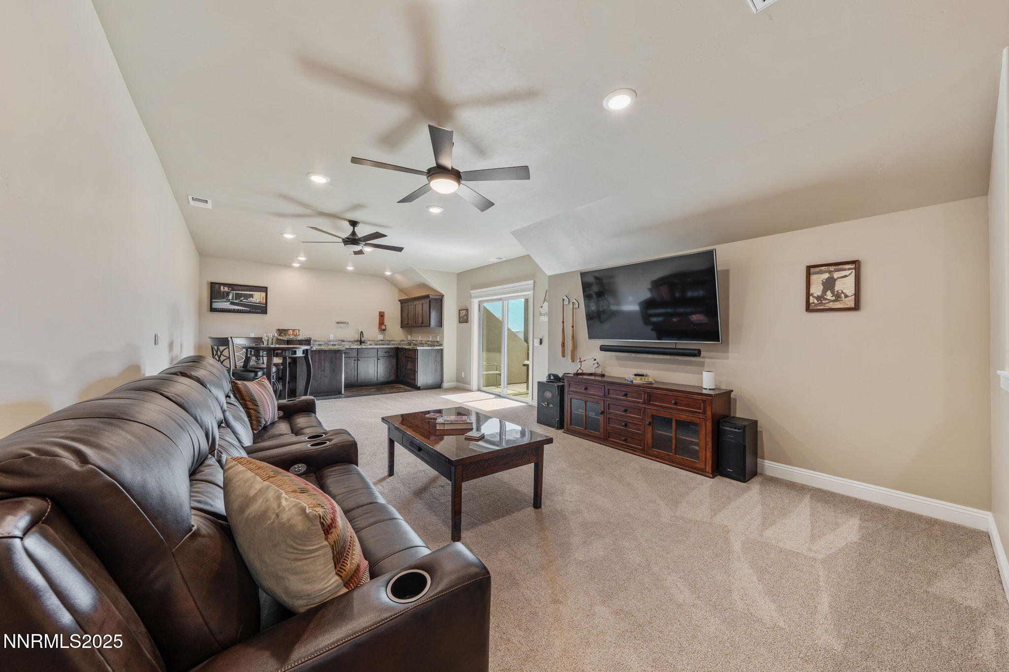 917 Rainshadow Way