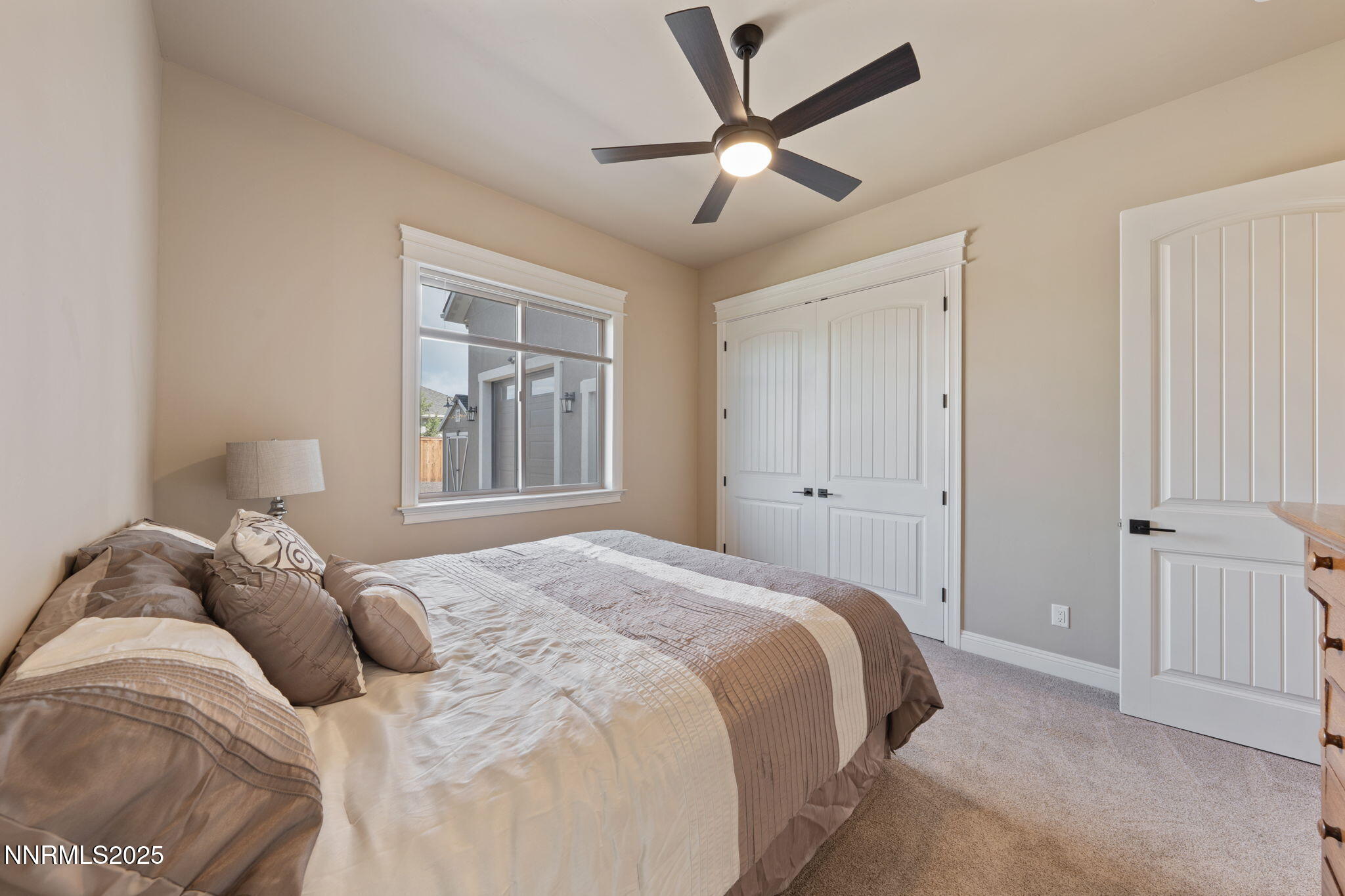 917 Rainshadow Way