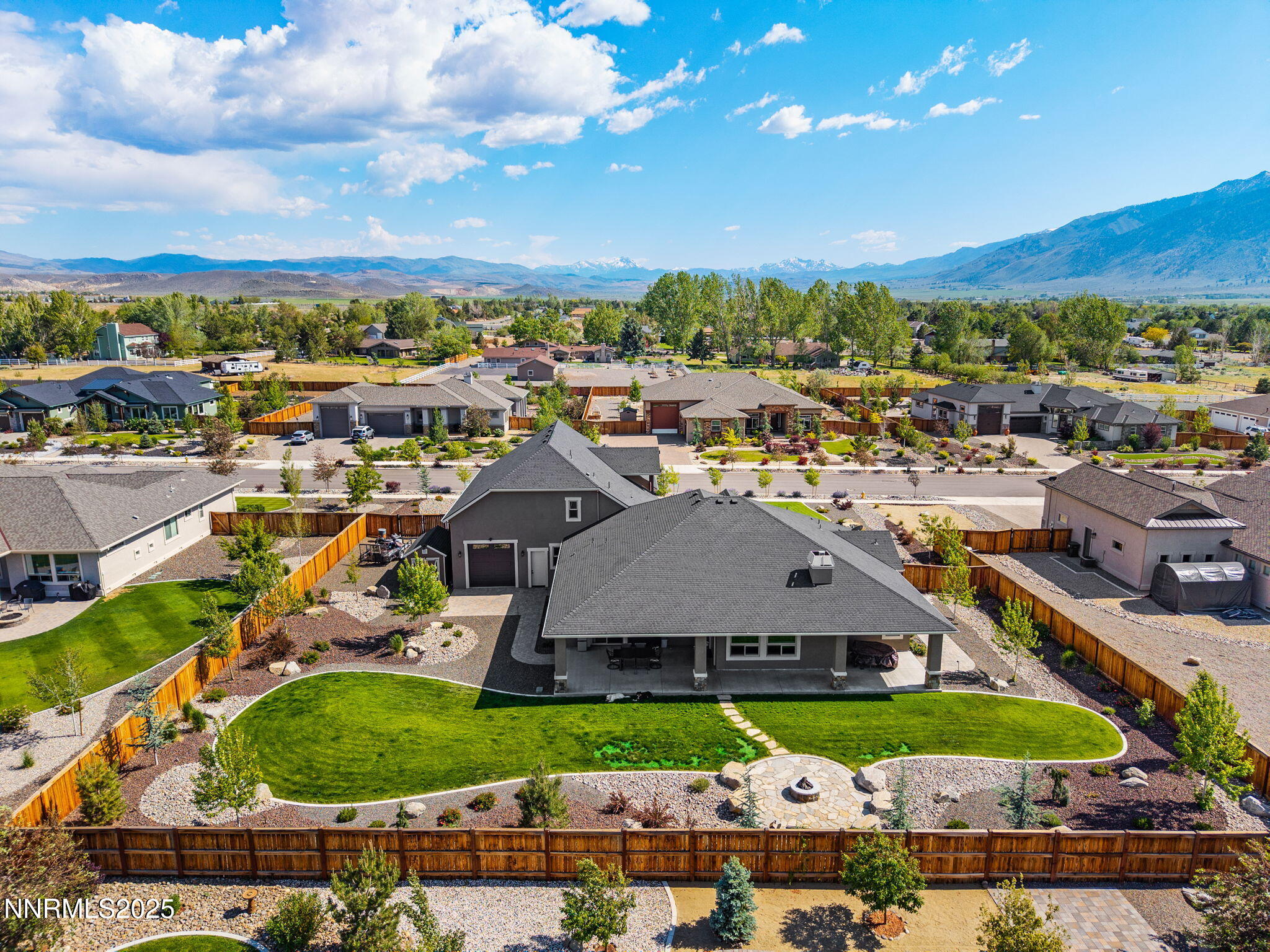 917 Rainshadow Way
