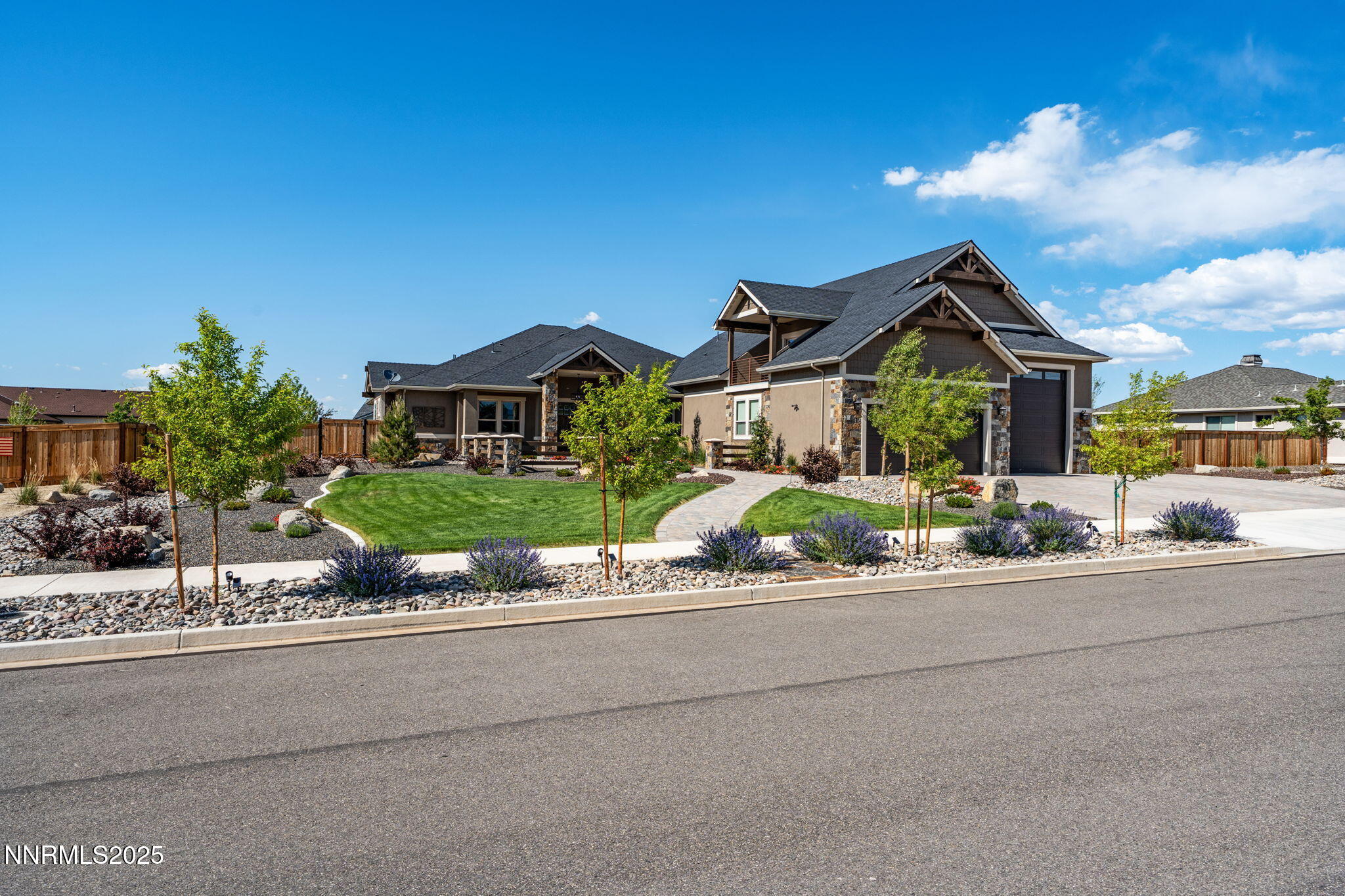 917 Rainshadow Way