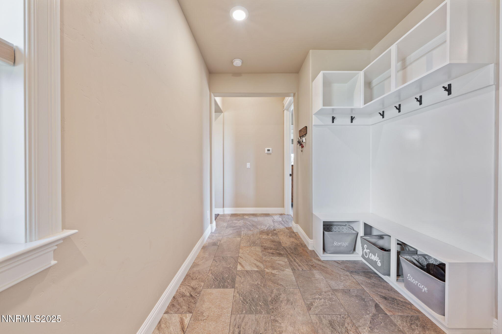 917 Rainshadow Way
