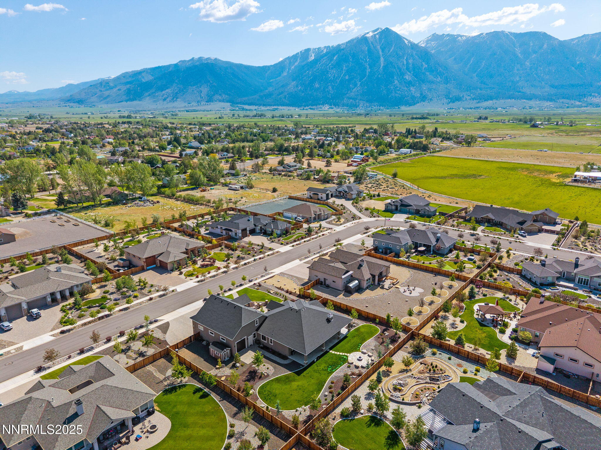 917 Rainshadow Way