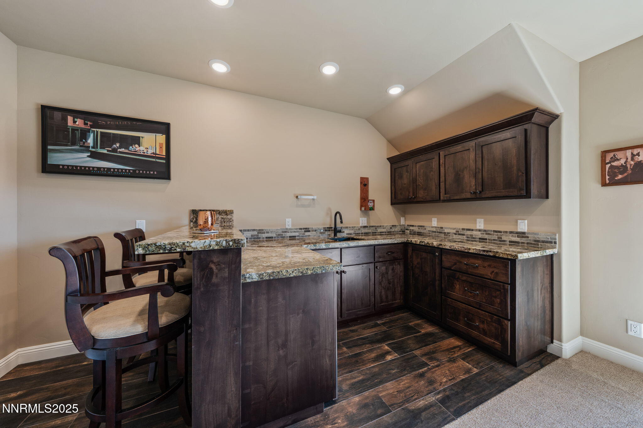917 Rainshadow Way
