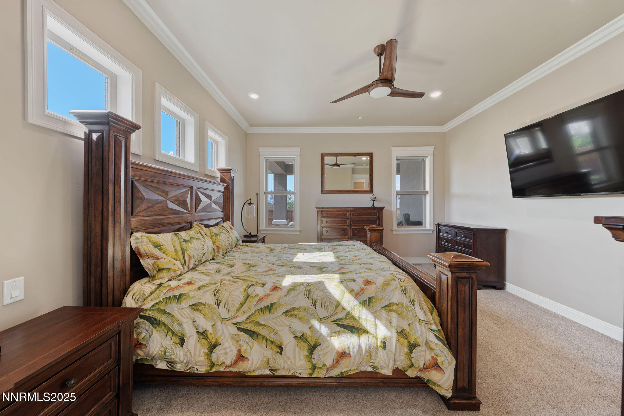 917 Rainshadow Way