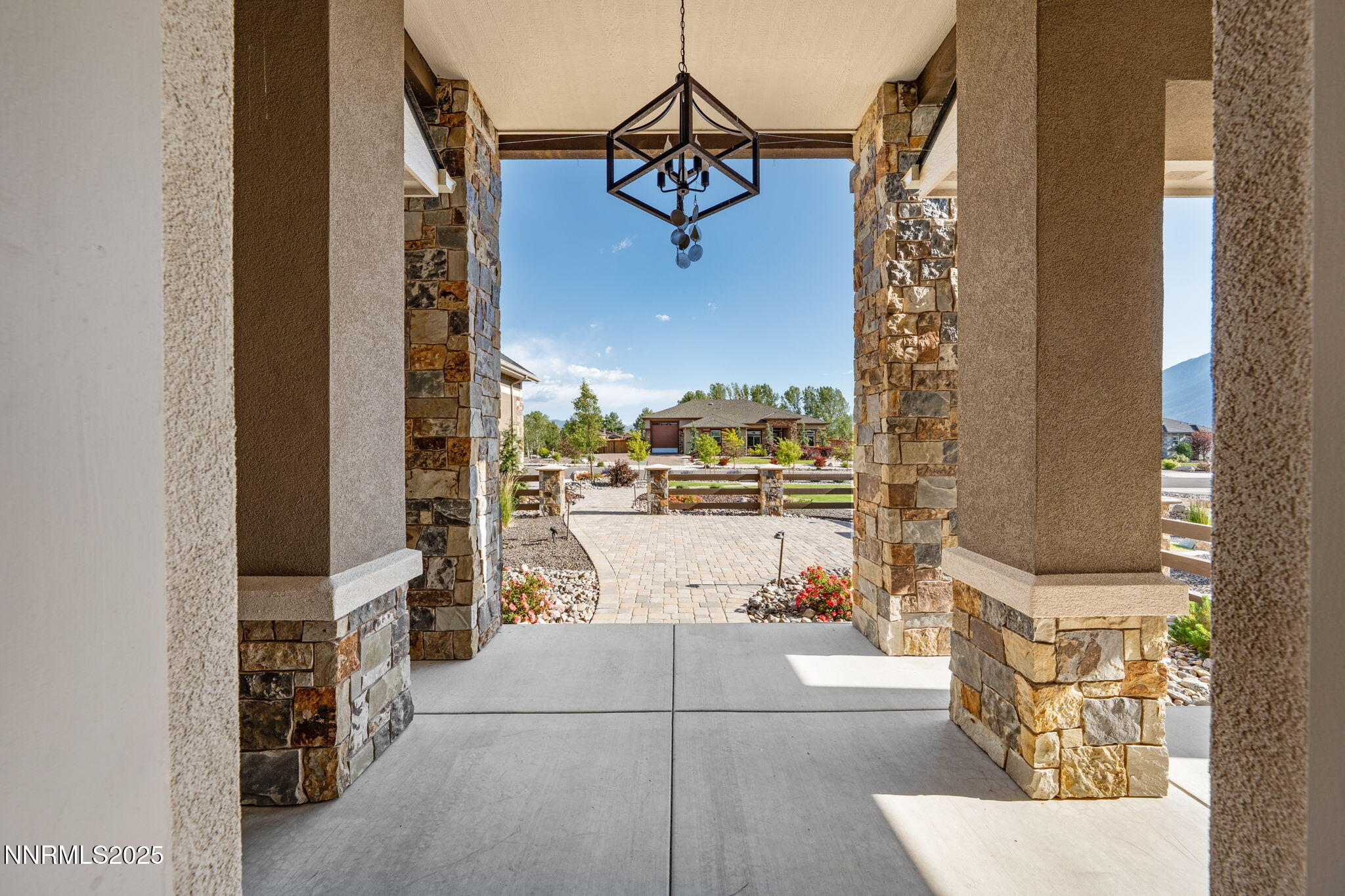 917 Rainshadow Way